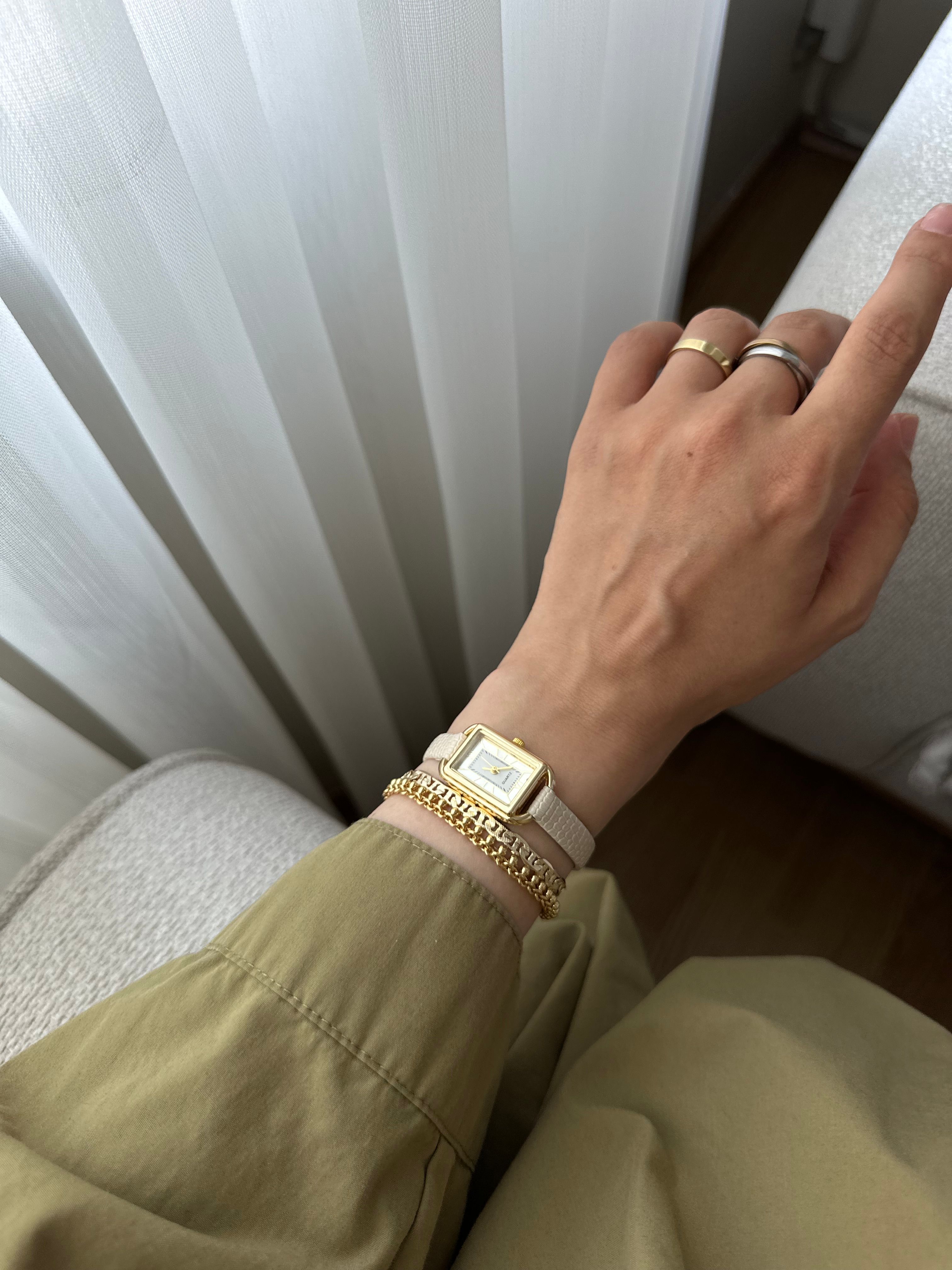 Abby Model Saat Ve Bileklik Seti 