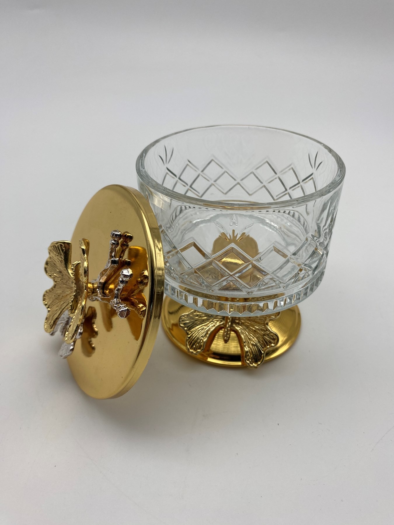 Ayaklı Gold Timeless Cam Magnolia Kasesi, Kelebek Kapaklı Dondurmalık, Şekerlik, Çerezlik
