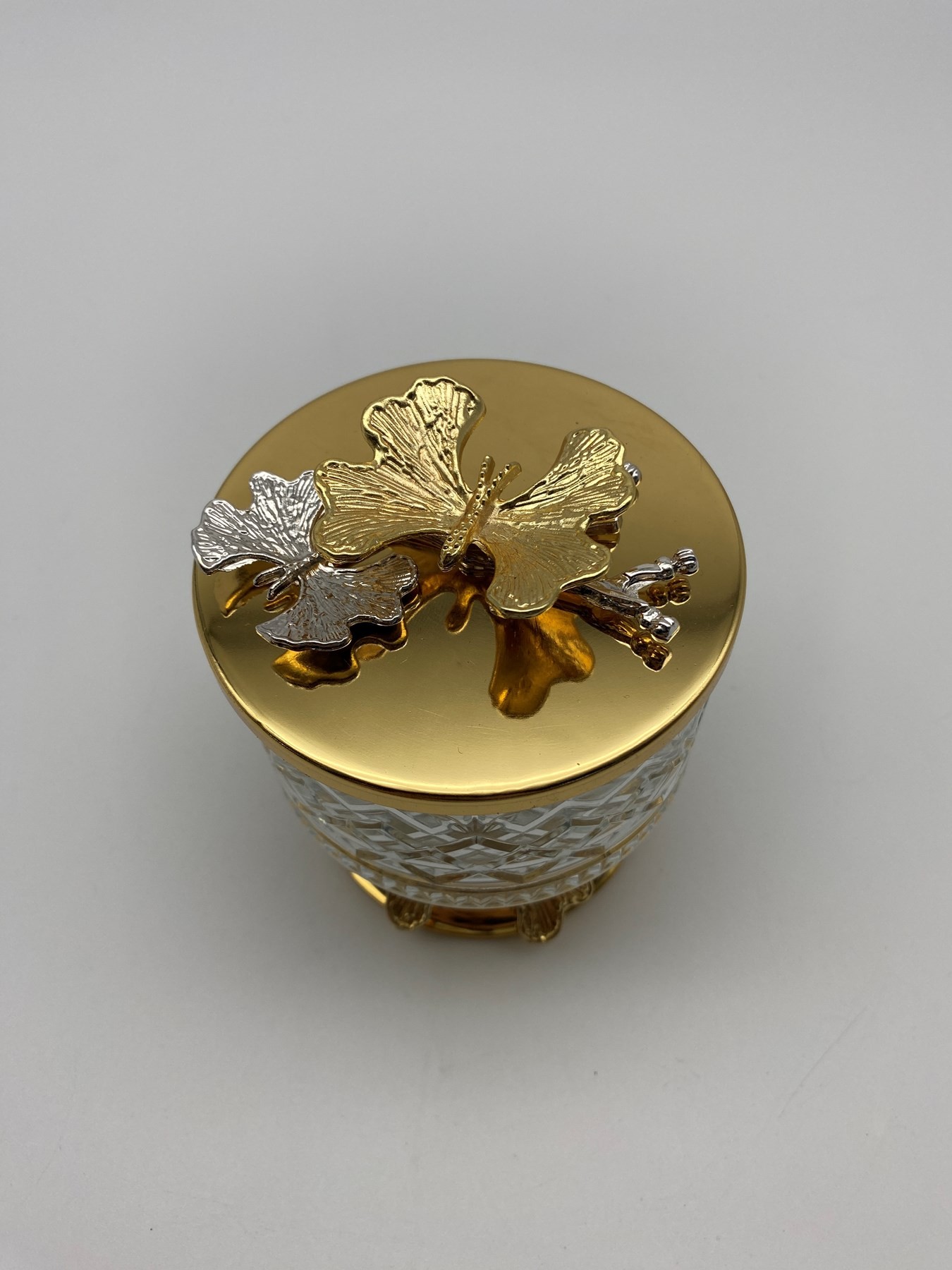 Ayaklı Gold Timeless Cam Magnolia Kasesi, Kelebek Kapaklı Dondurmalık, Şekerlik, Çerezlik