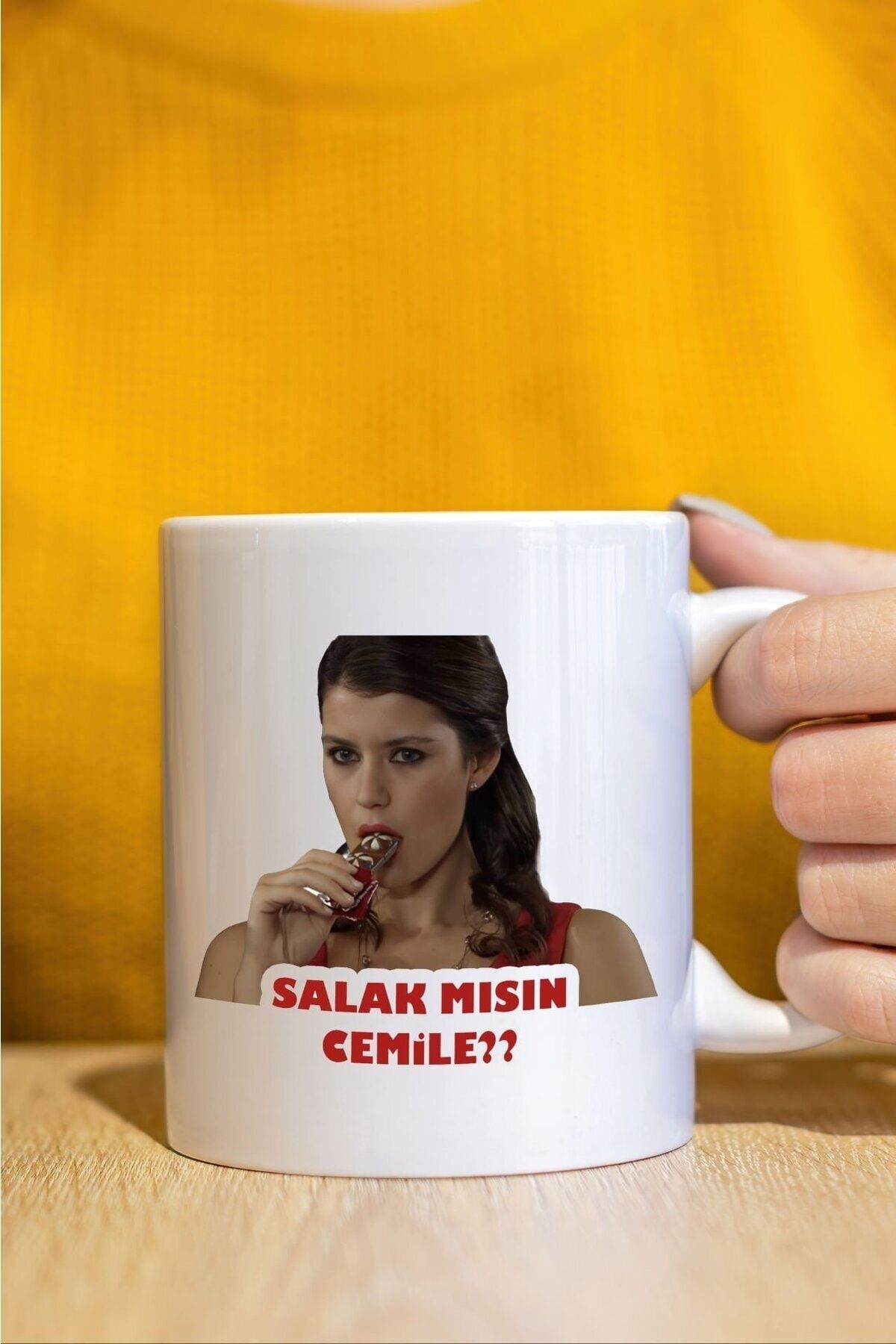 Beyaz Kupa Bihter Salak mısın Cemile