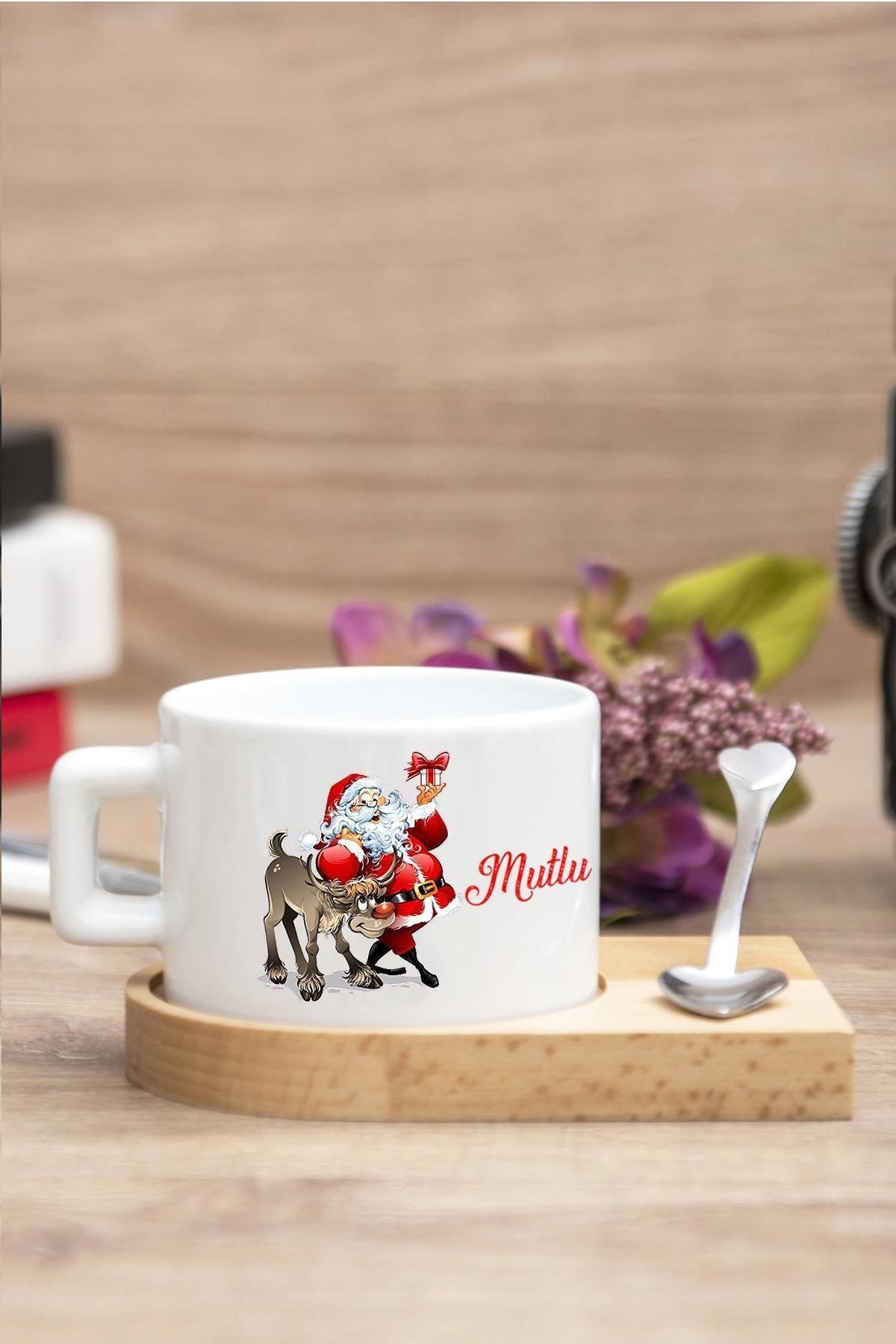 Yılbaşı Noel Temalı Baskılı Ahşap Altlıklı Kaşıklı Kupa