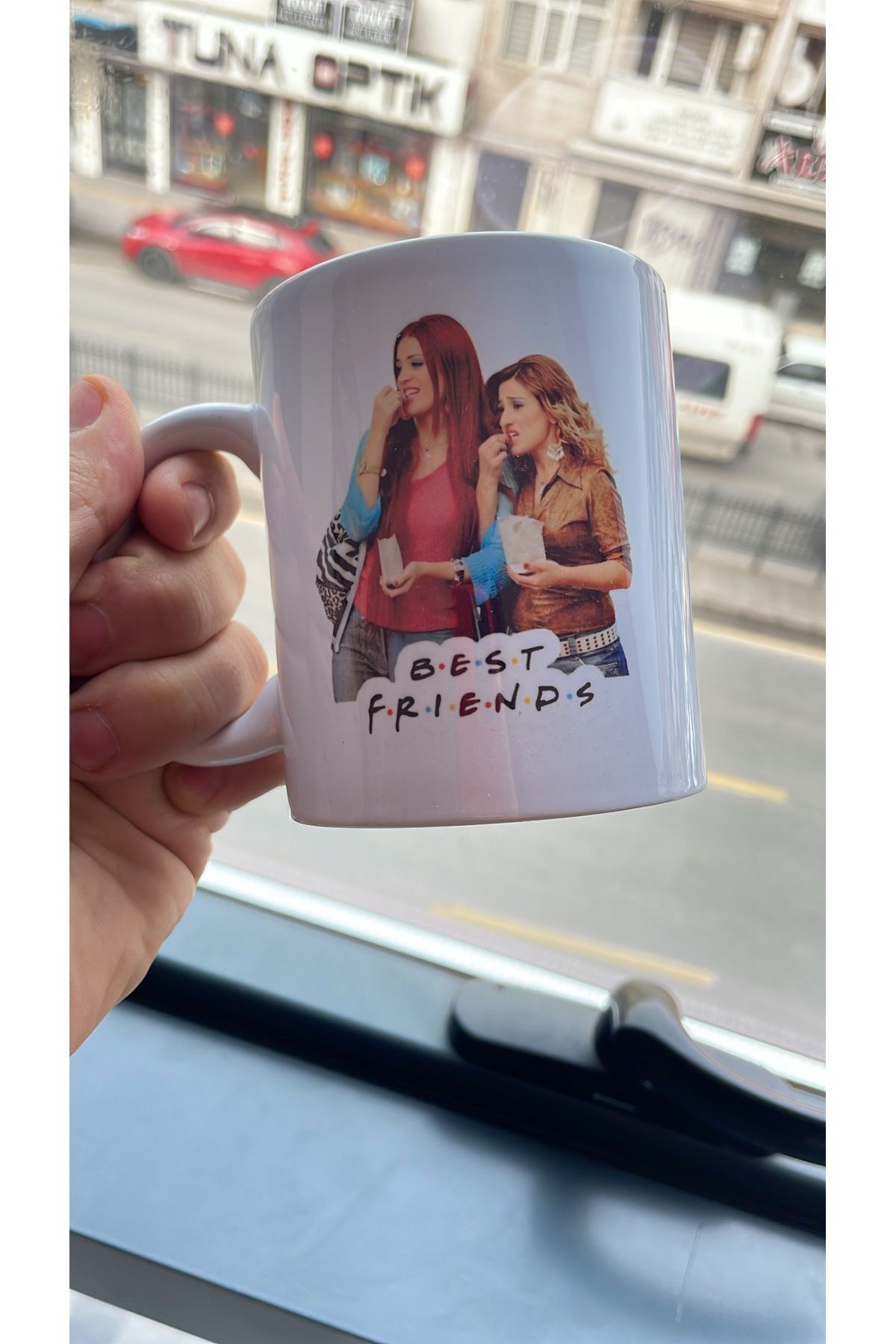 Yalan Dünya Best Friends Tülay Zerrin Yeşil Kupa