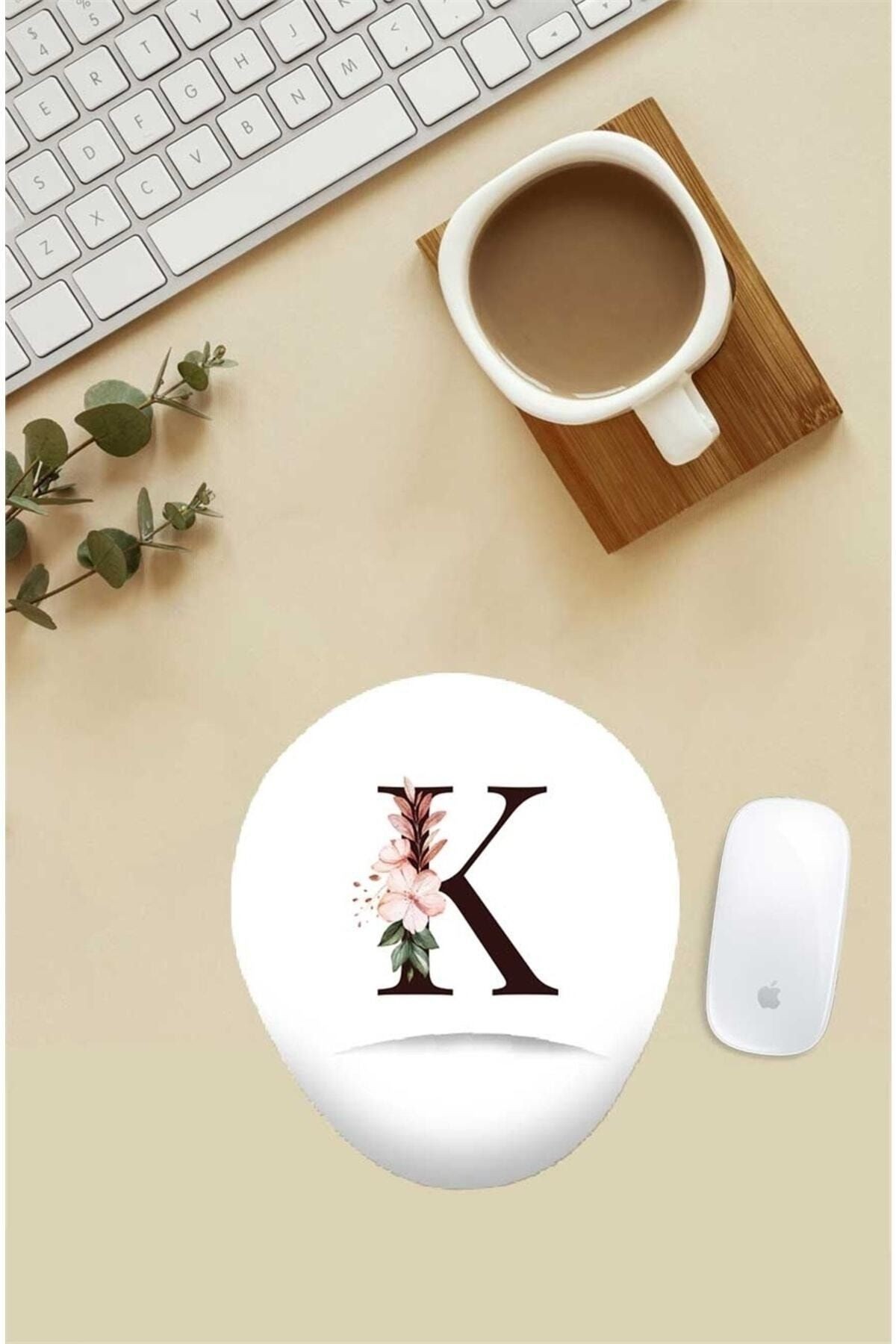 Çiçekli K Harfi Desenli Bilek Destekli Mouse Pad