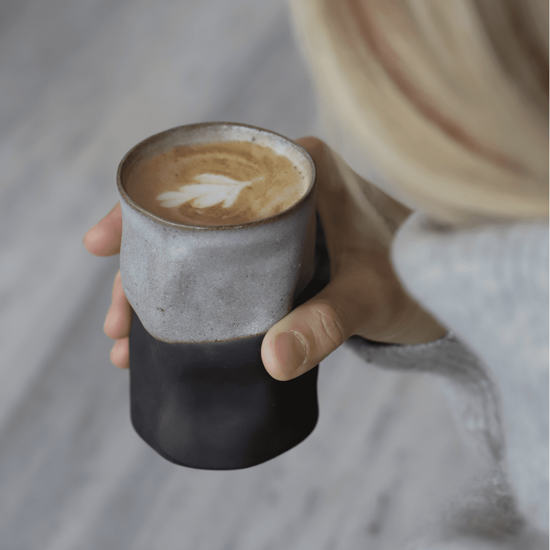 " Noir Flow " Stoneware Bardak 