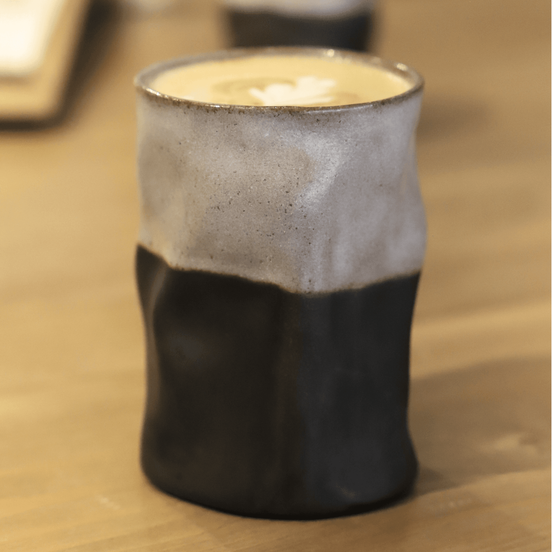 " Noir Flow " Stoneware Bardak 