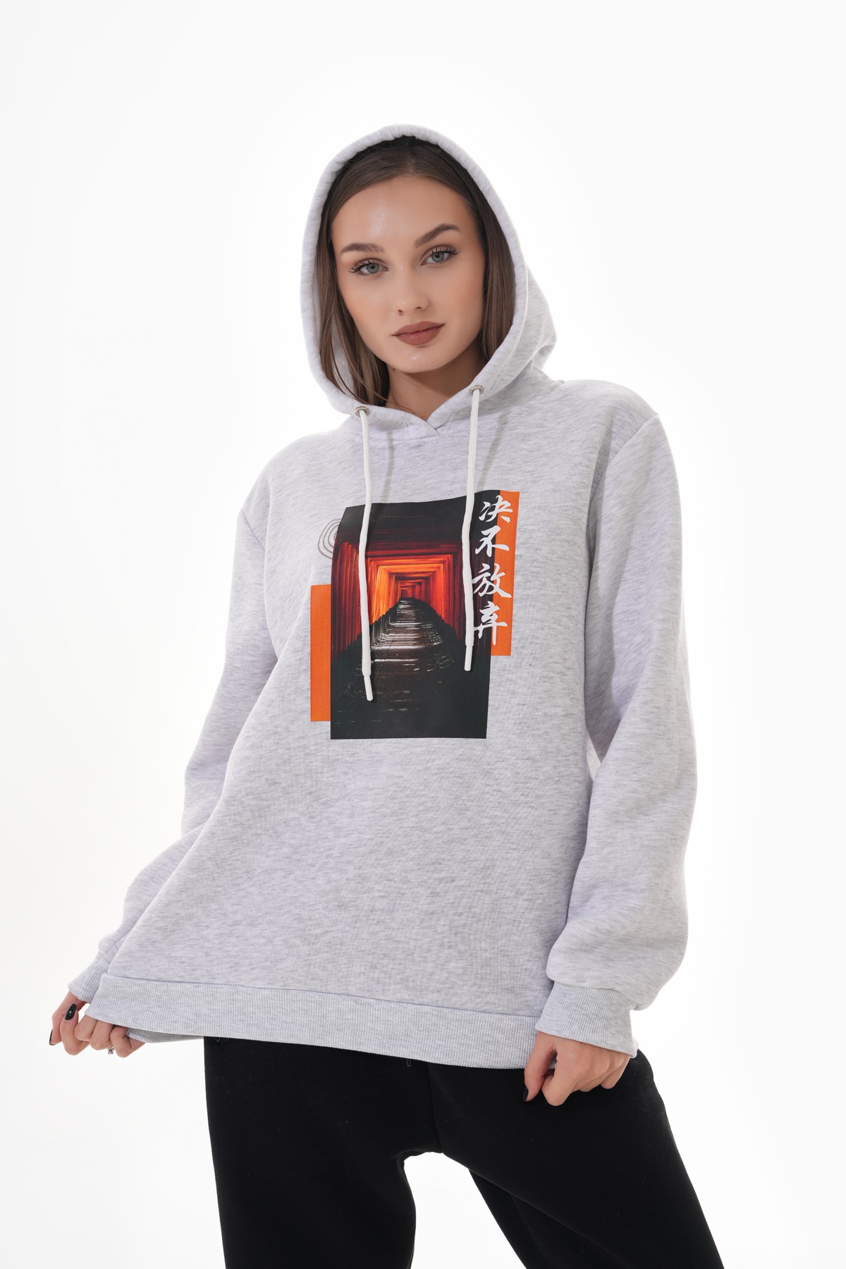 'Torii Serenity' Baskılı Kapüşonlu Sweatshirt