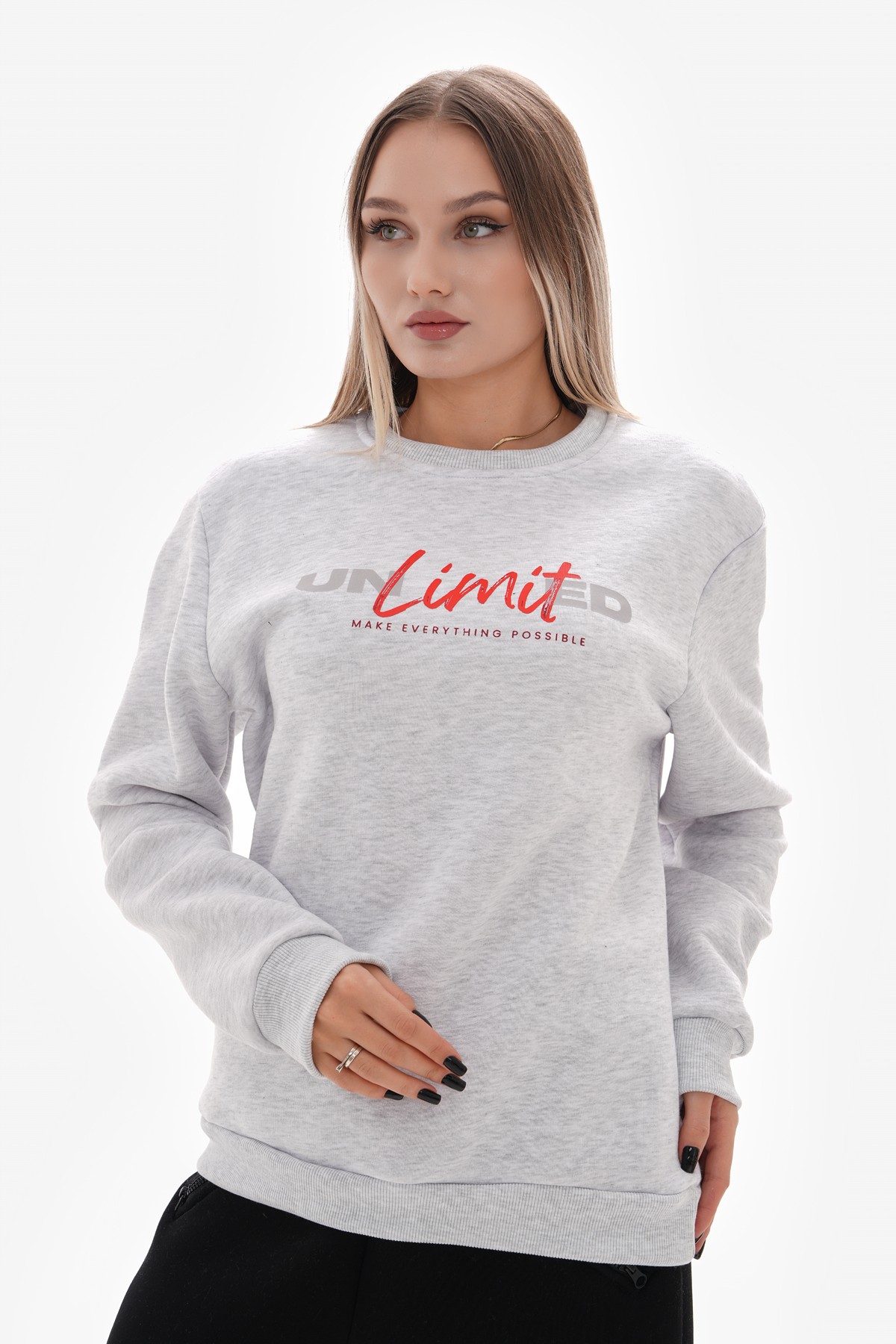 ‘Unlimited’ Baskılı Sıfır Yaka Sweatshirt