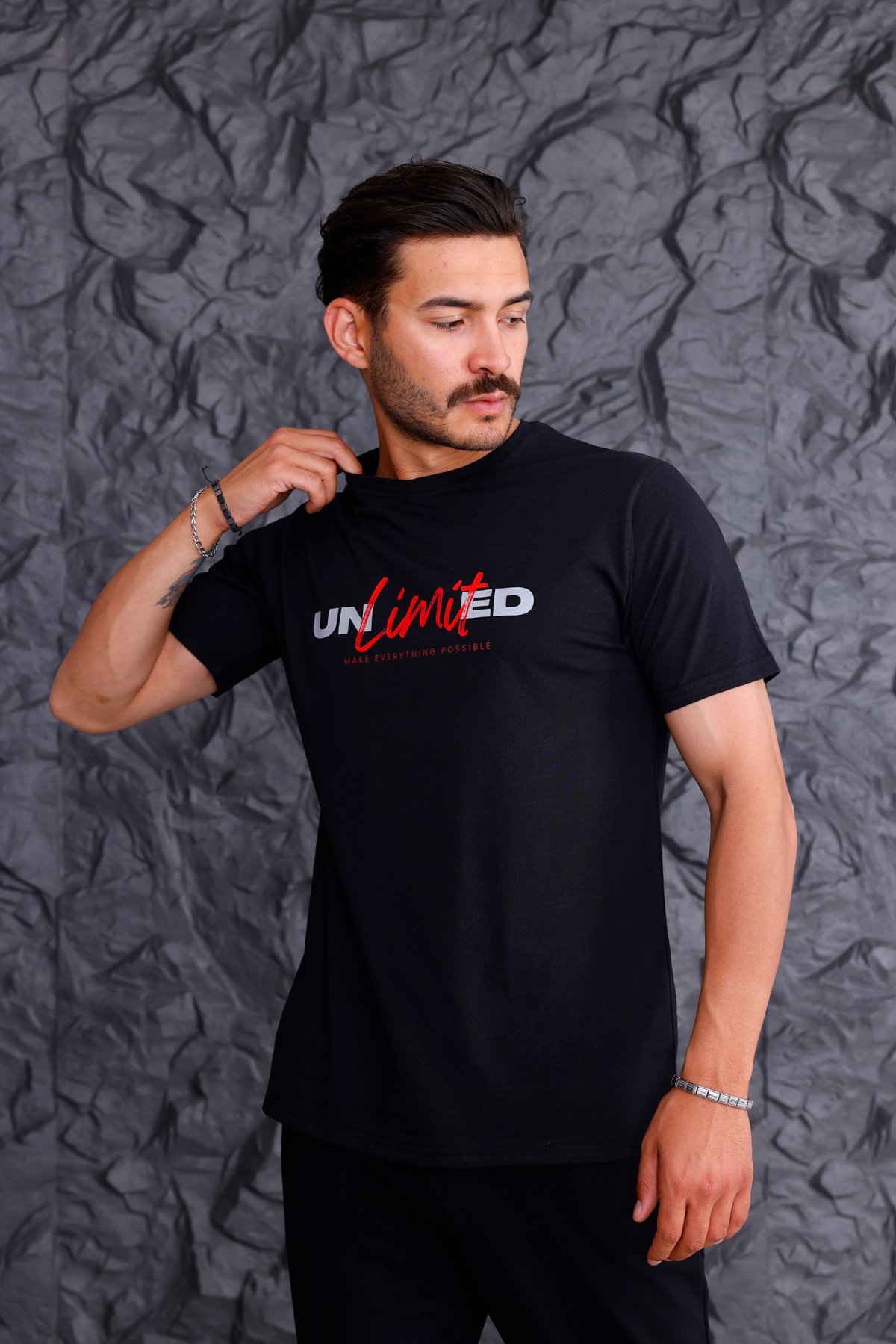 'Unlimited' Baskılı Basic T-shirt