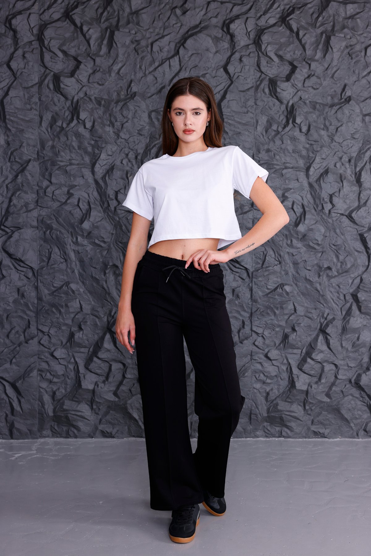 Crop T-shirt Eşofman Takımı