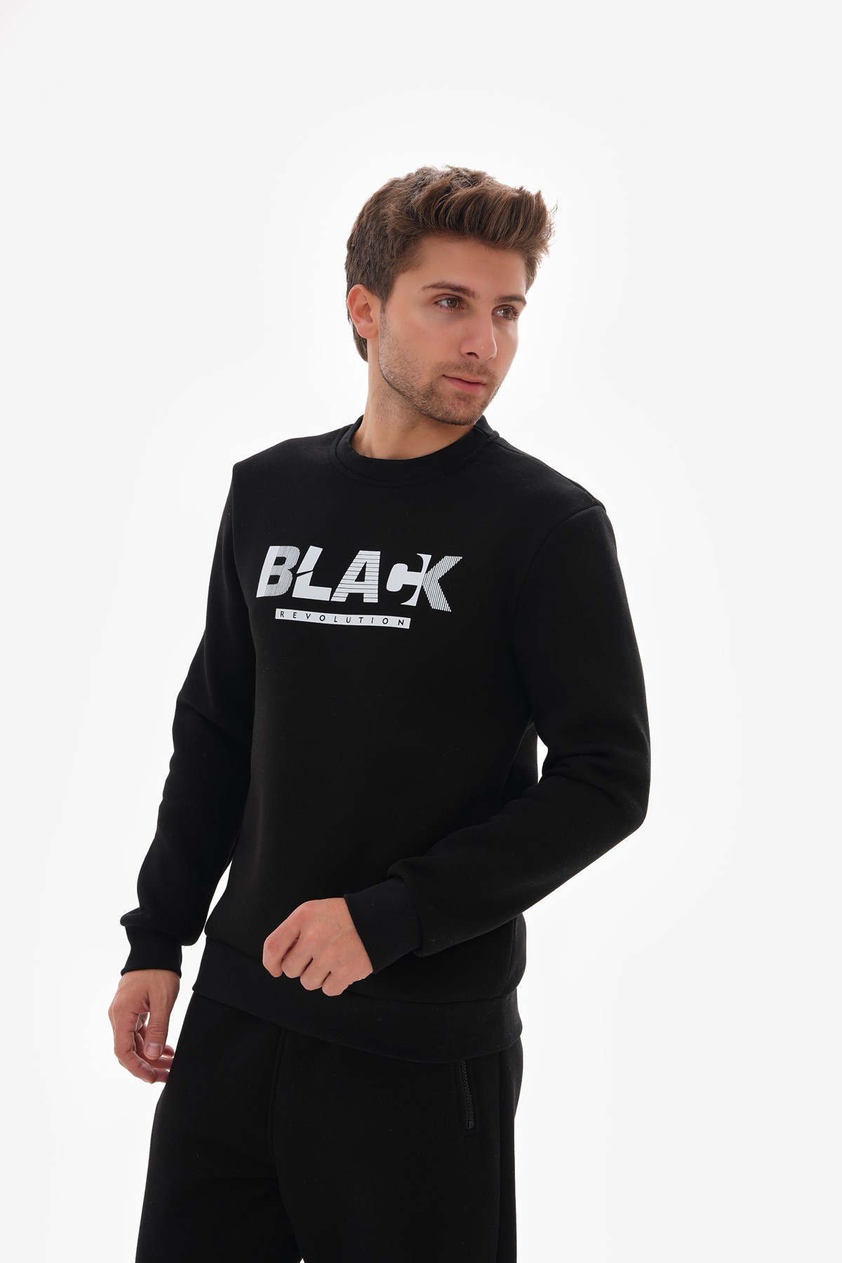 ‘Black Revolution’ Baskılı Sıfır Yaka Sweatshirt