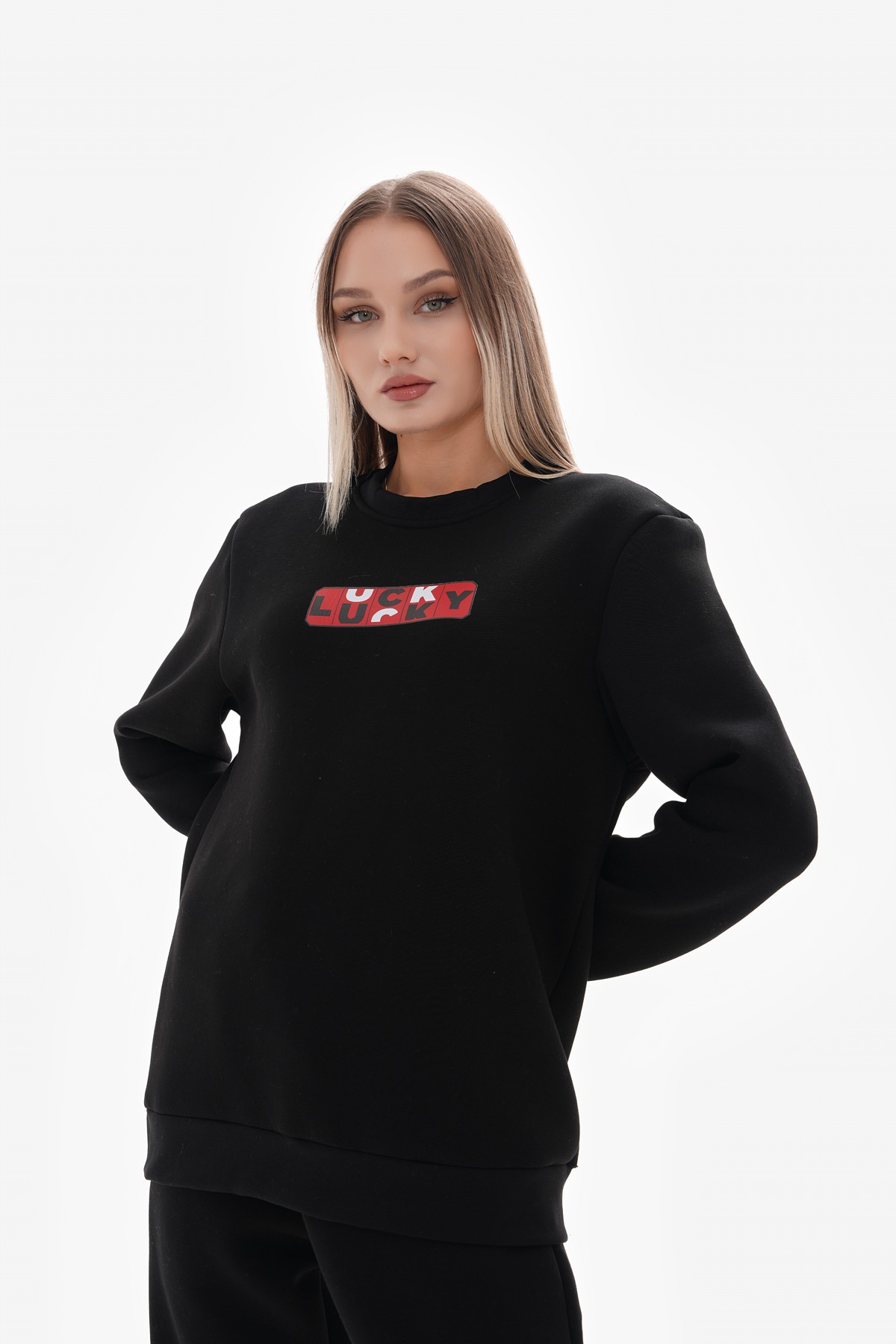 ‘Lucky’ Baskılı Sıfır Yaka Sweatshirt