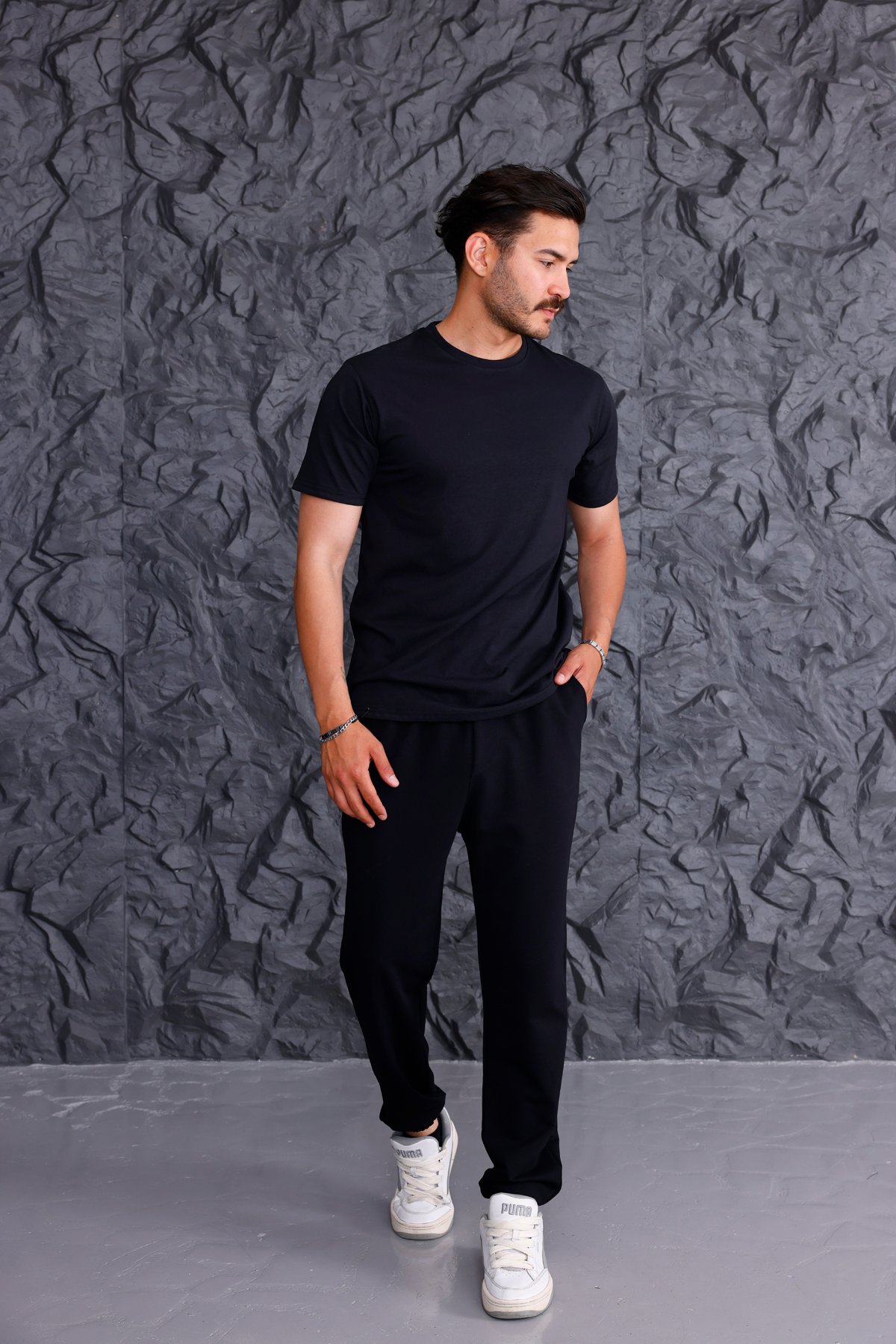 'Perspective' Basic T-shirt Eşofman Takımı