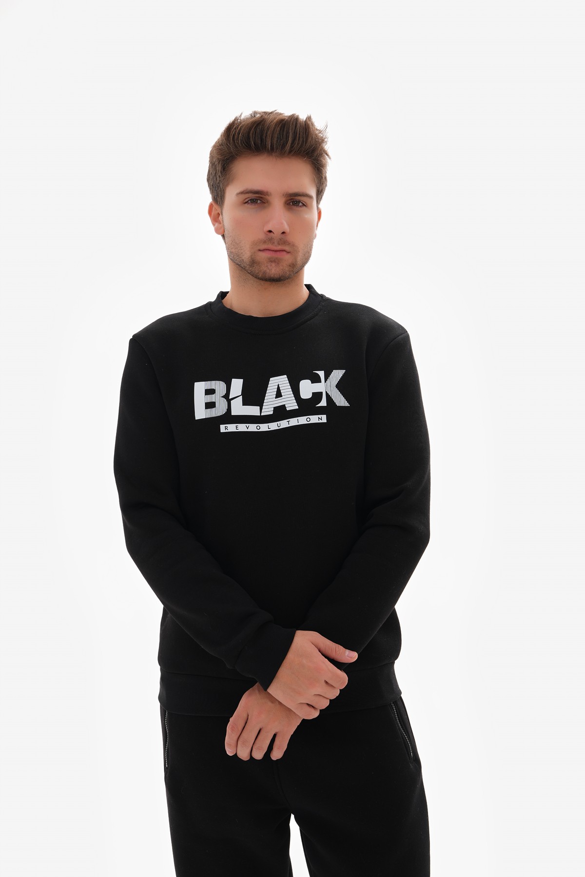 ‘Black Revolution’ Baskılı Sıfır Yaka Sweatshirt