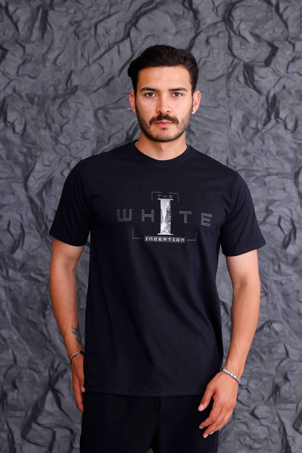 'The White Inception' Baskılı Basic T-shirt