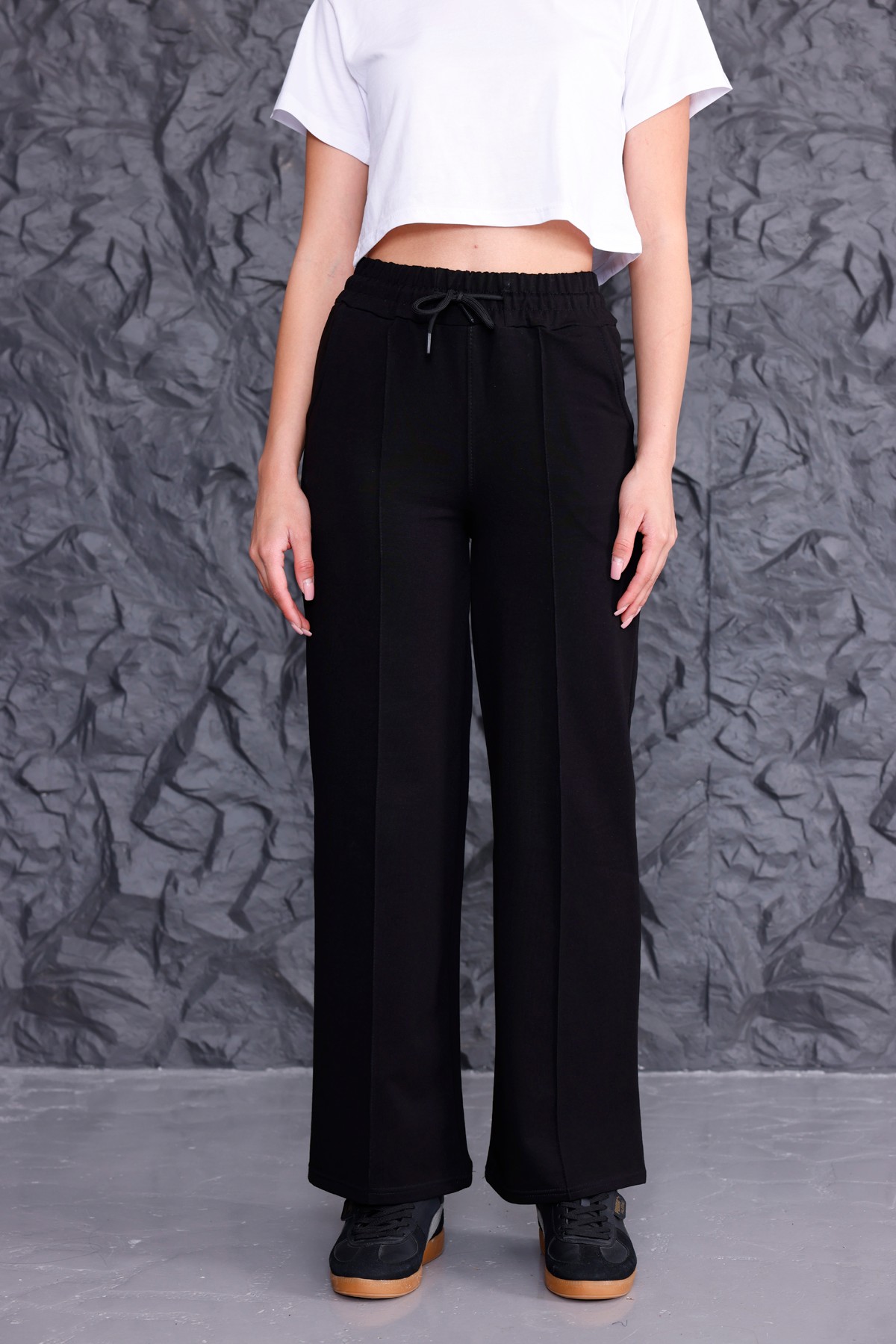 Crop T-shirt Eşofman Takımı