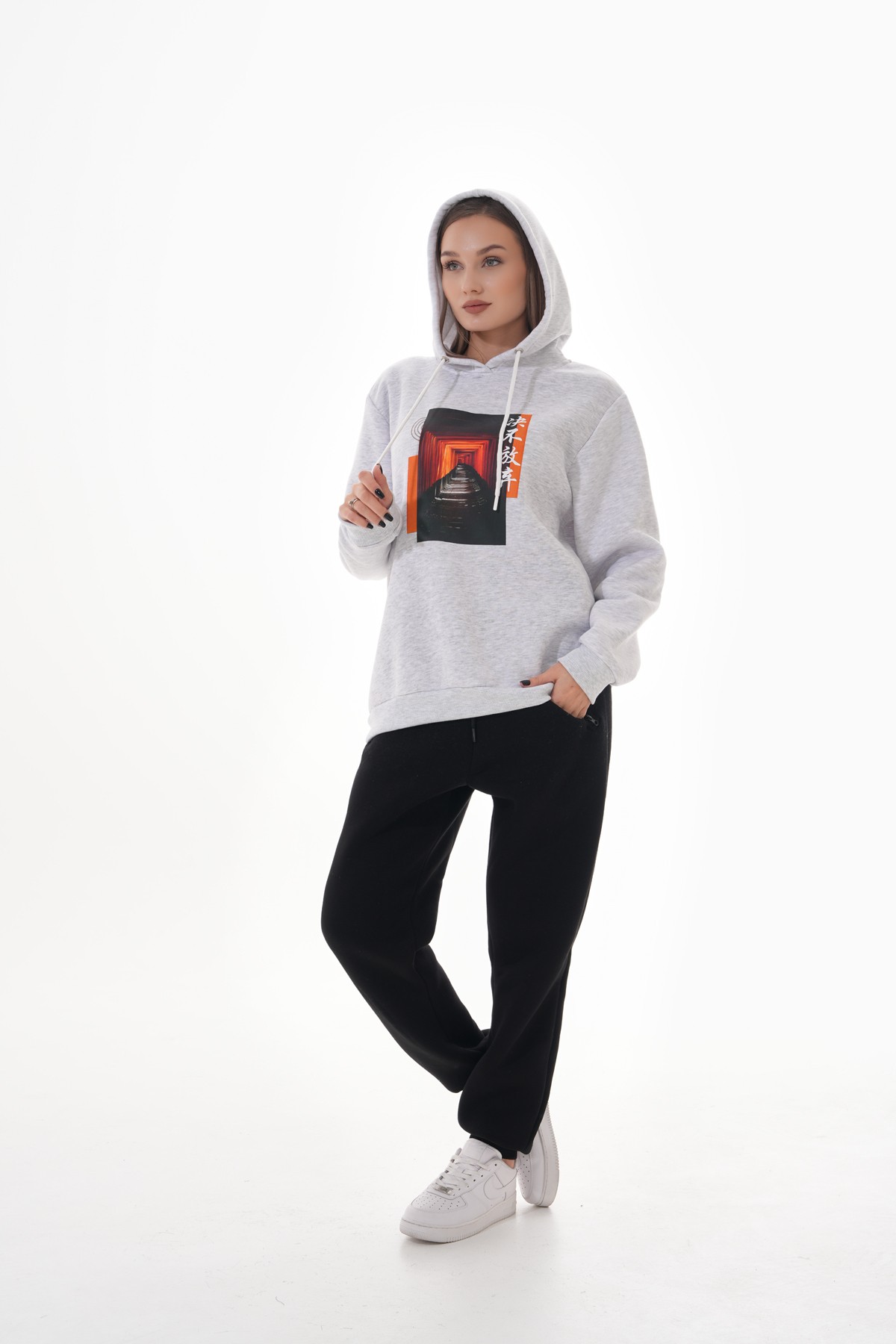 'Torii Serenity' Baskılı Kapüşonlu Sweatshirt