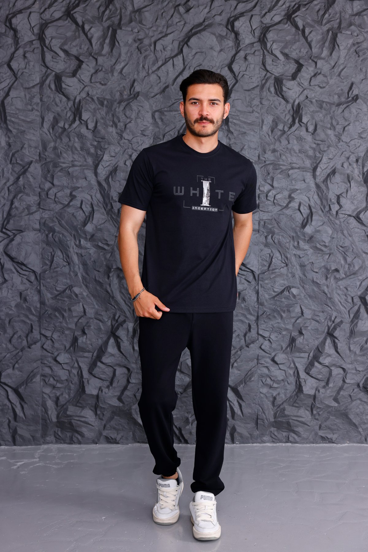 'The White Inception' Baskılı Basic T-shirt