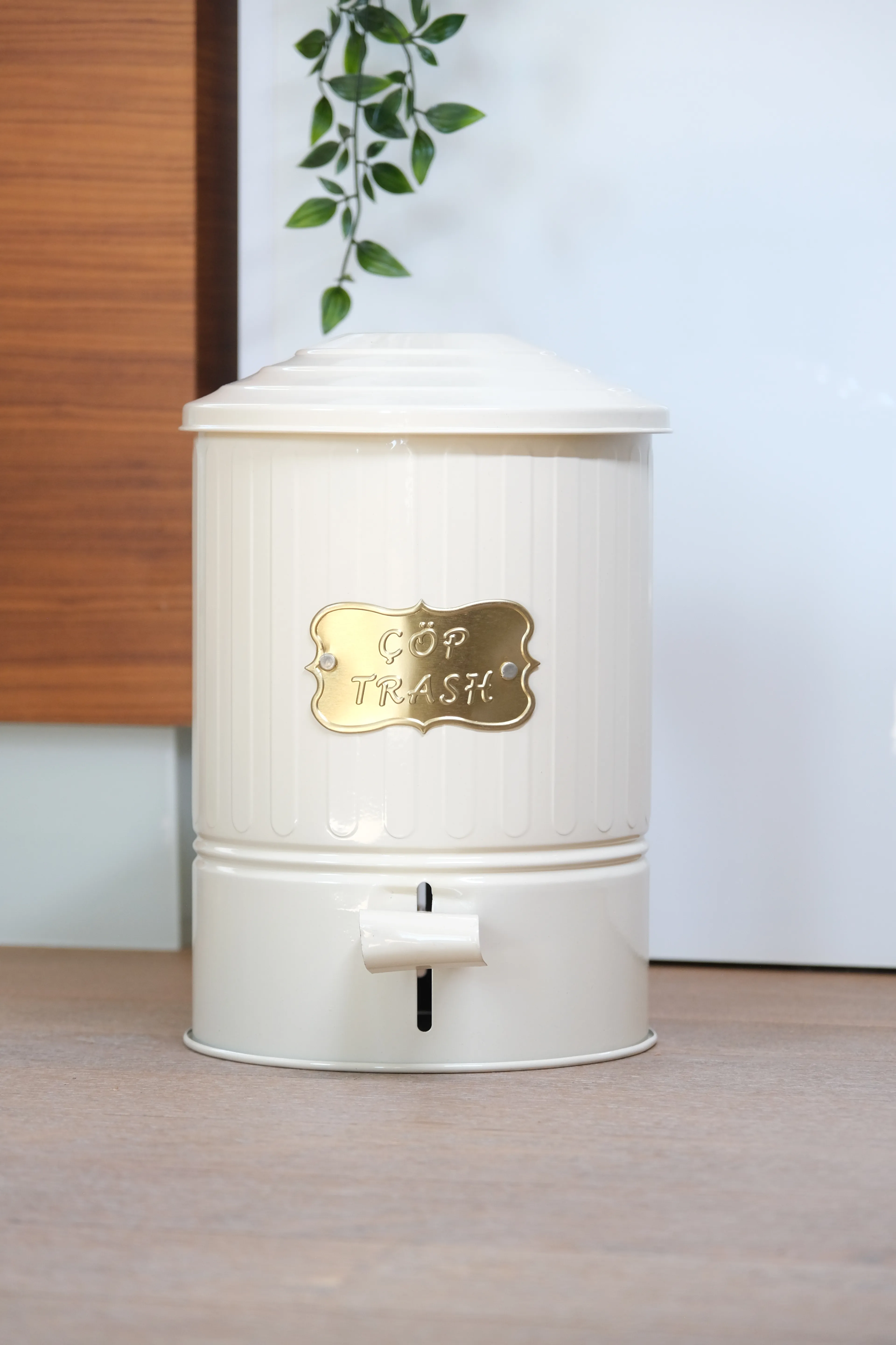 16 Litre Çöp Kovası - Krem