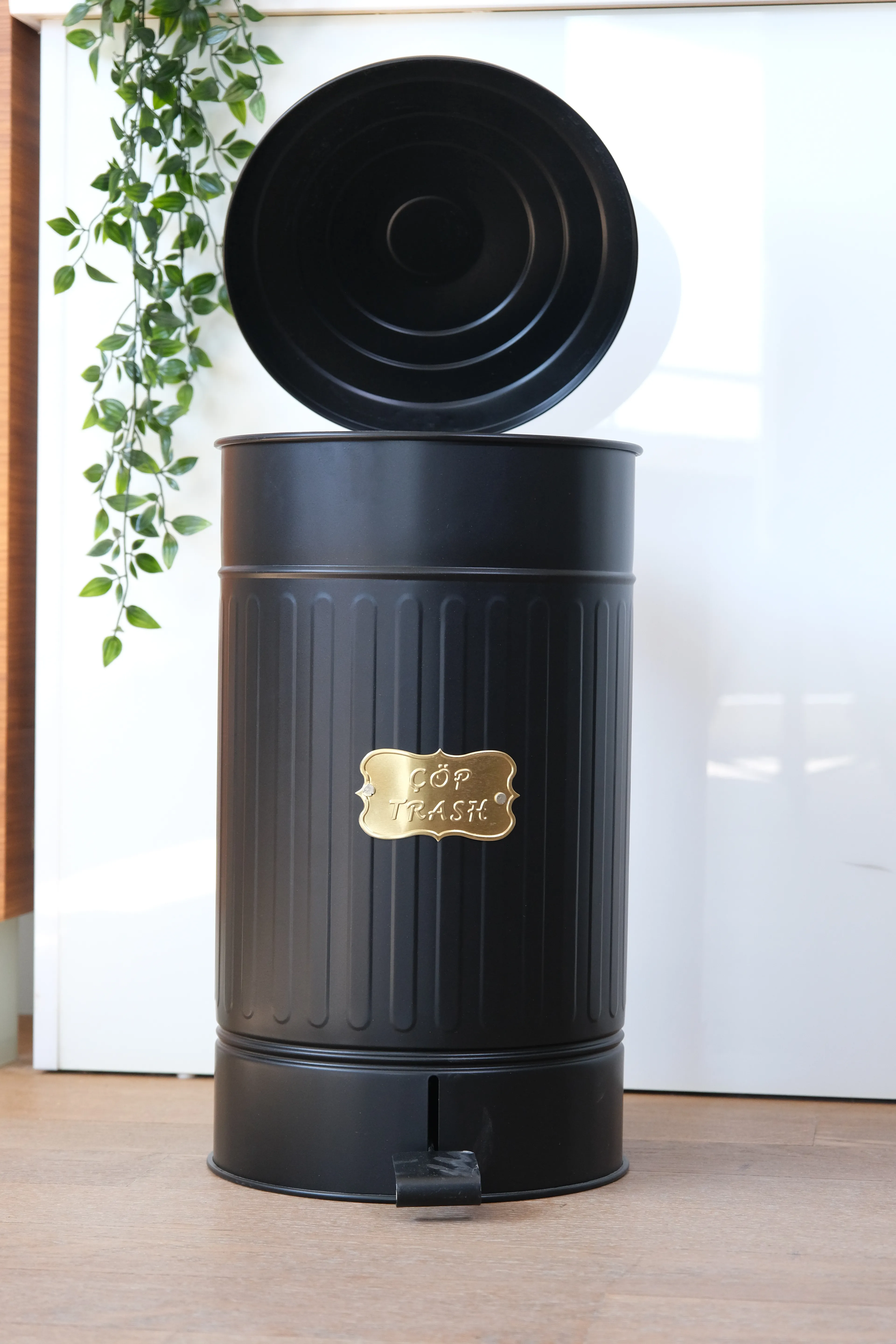 30 Litrelik Çöp Kovası