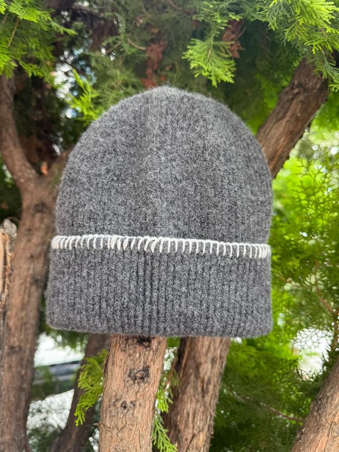 Gri Bere Gündelik Spor Giyim Sokak Tarzı Zarif