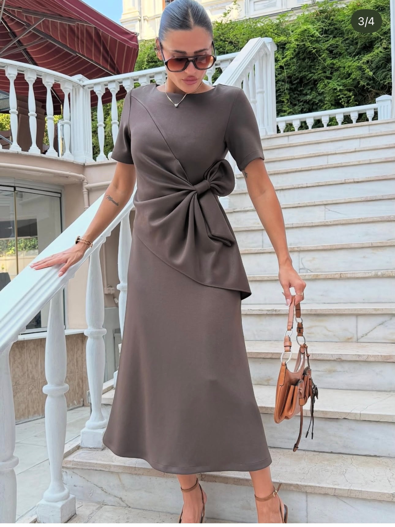 Fiyonk Detaylı Elbise