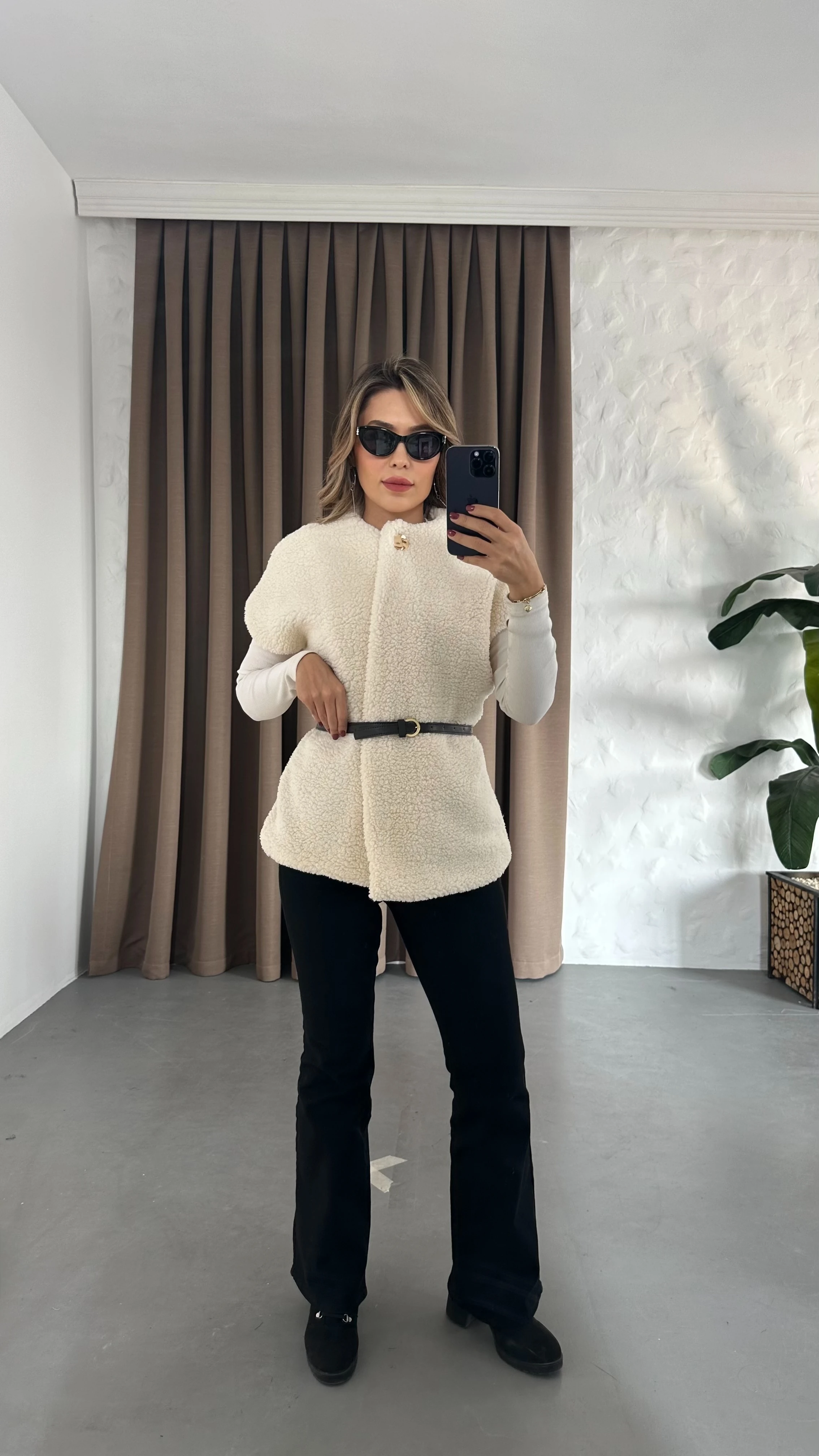 Düğmeli Şık Peluş Yelek