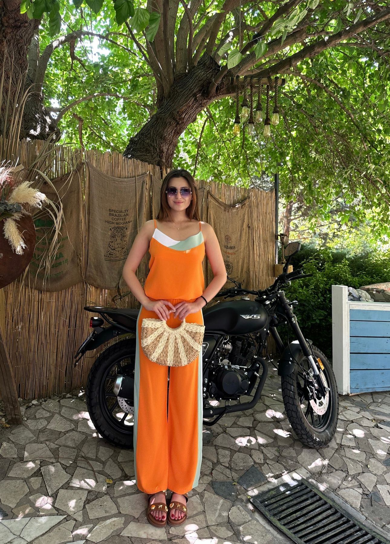 RENKLİ ASKILI PAMUKLU TAKIM