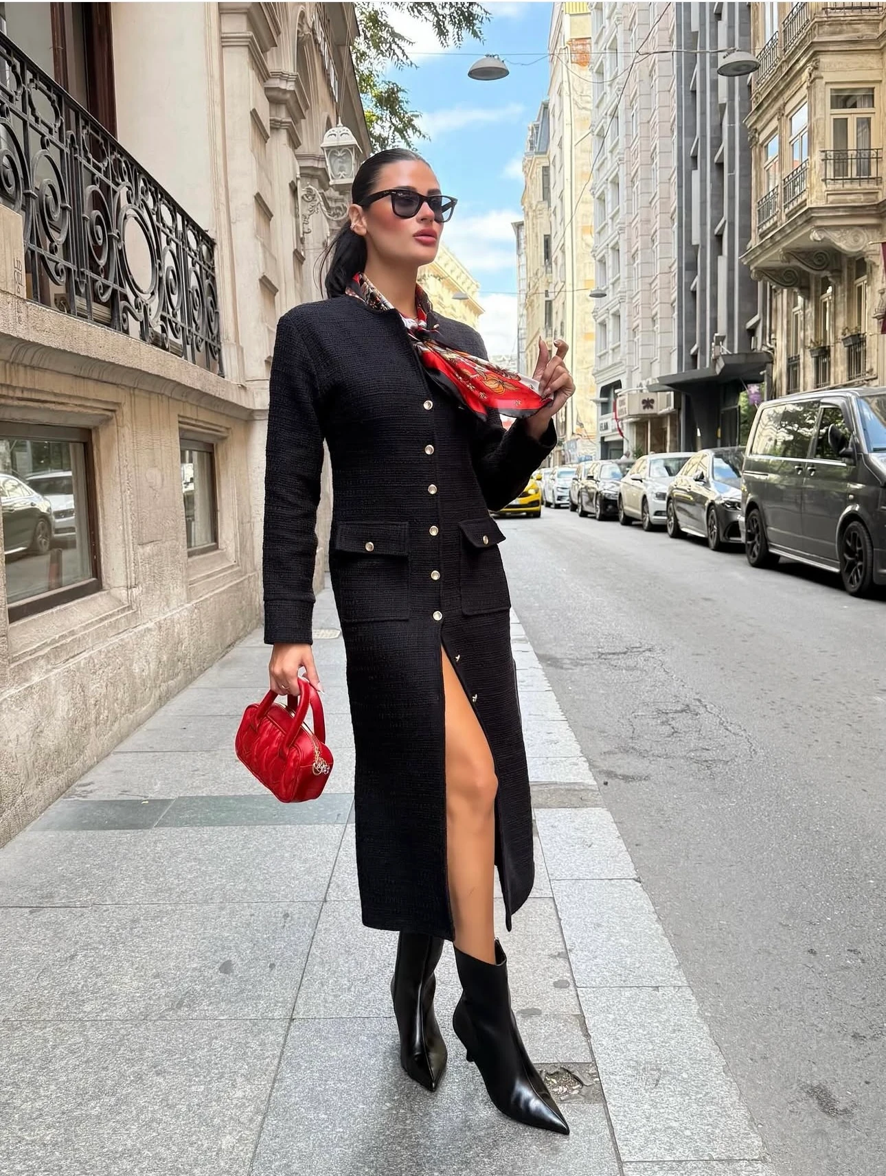 Tasarım Tüvit Düğmeli Elbise