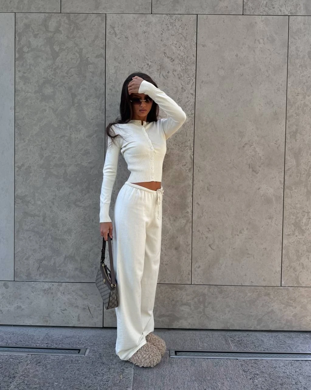 Düğmeli Triko Hırka - beyaz