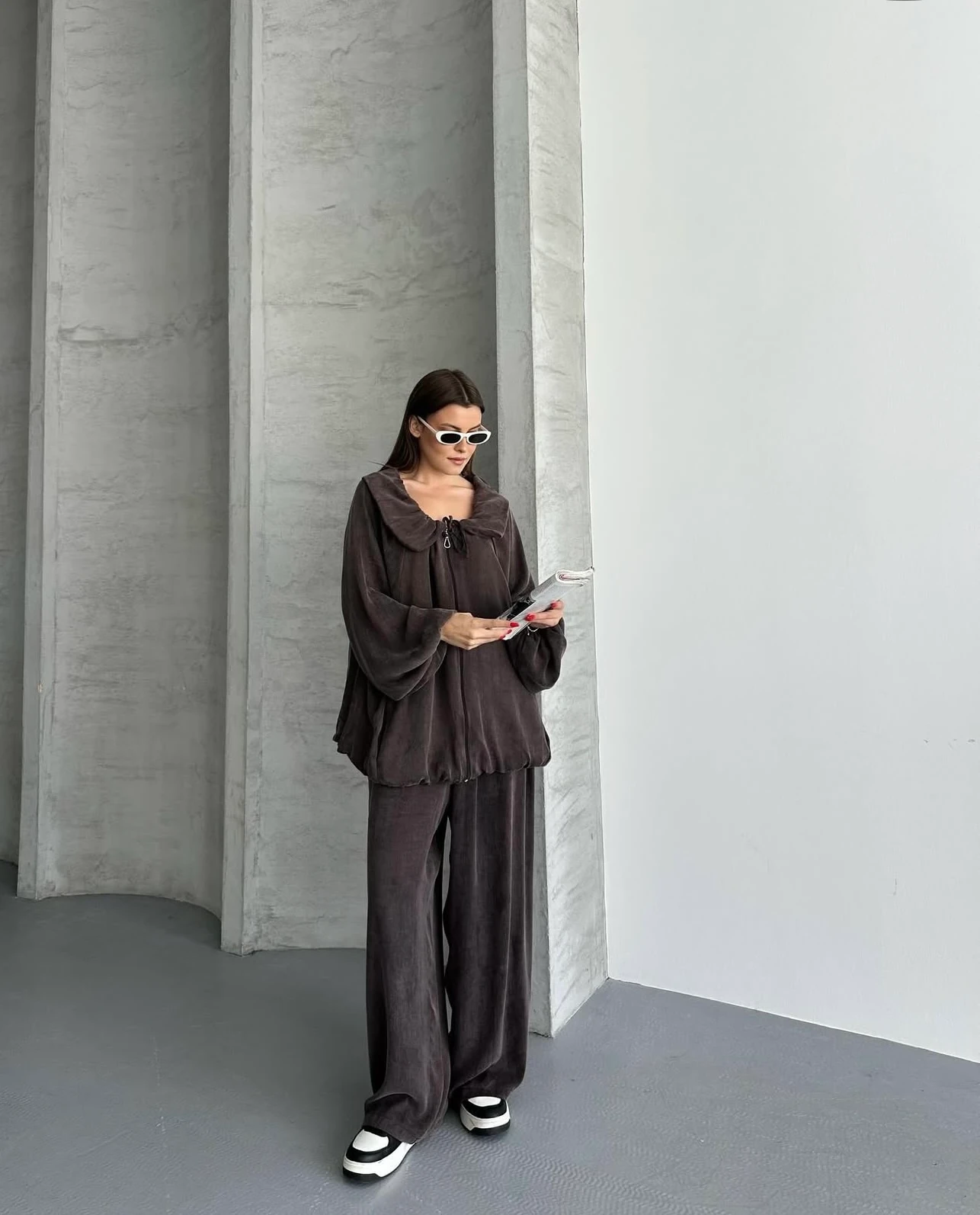 Yaka Pileli Tasarım Takım - kahve