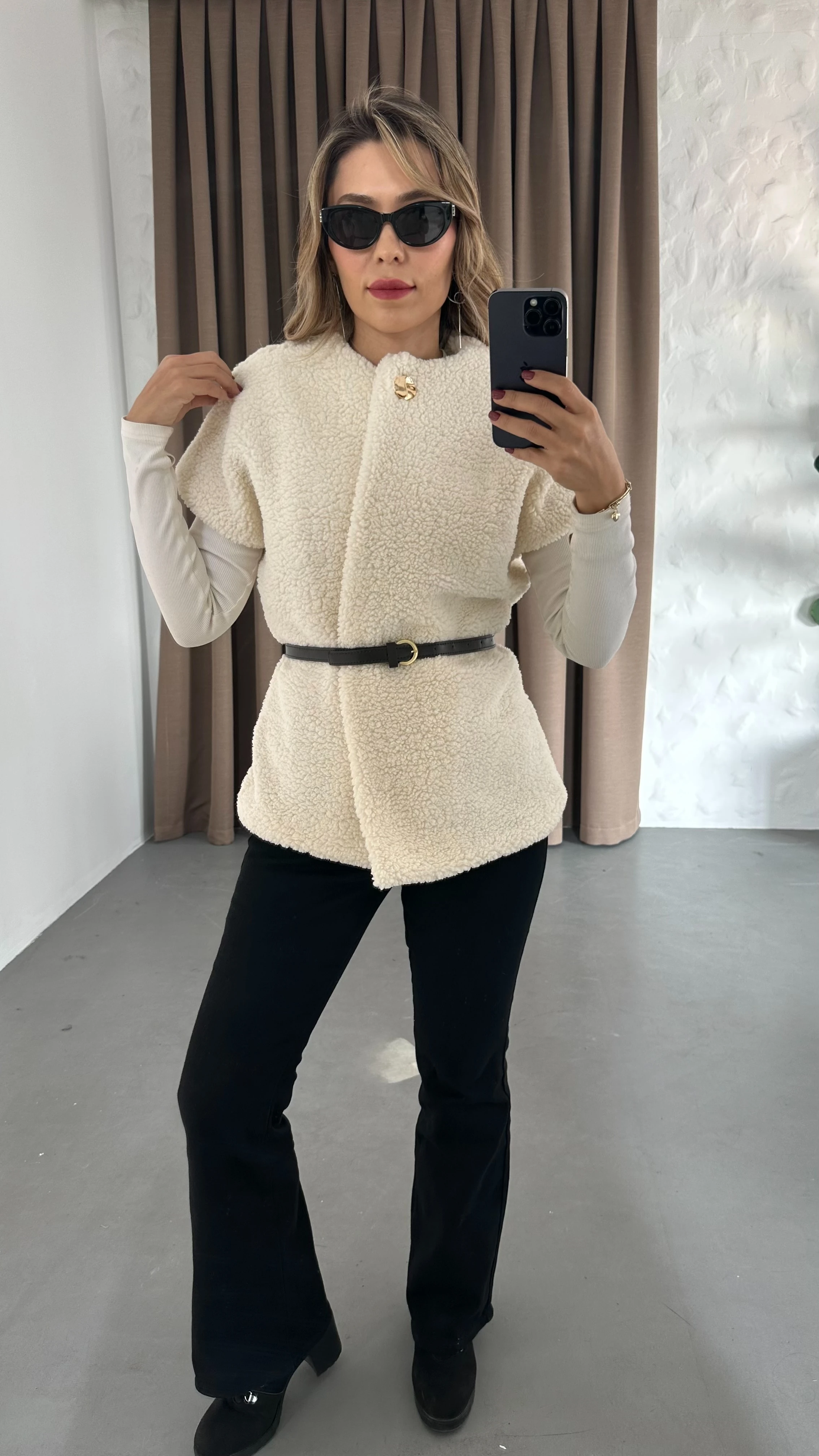 Düğmeli Şık Peluş Yelek