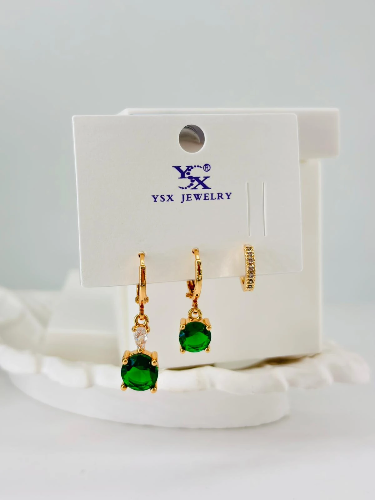 ZİRKON TAŞLI ÜÇLÜ KOMBİN KÜPE 