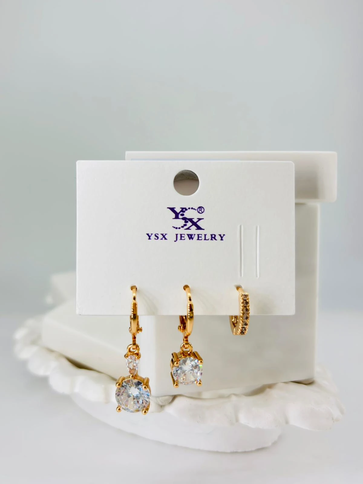 ZİRKON TAŞLI ÜÇLÜ KOMBİN KÜPE 