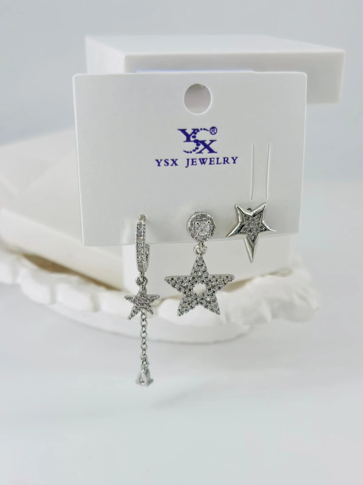 ZİRKON TAŞLI ÜÇLÜ KOMBİN KÜPE 