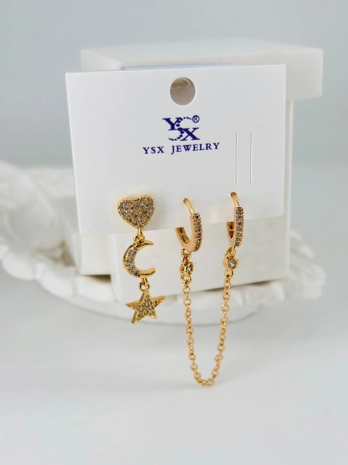 ZİRKON TAŞLI ÜÇLÜ KOMBİN KÜPE 