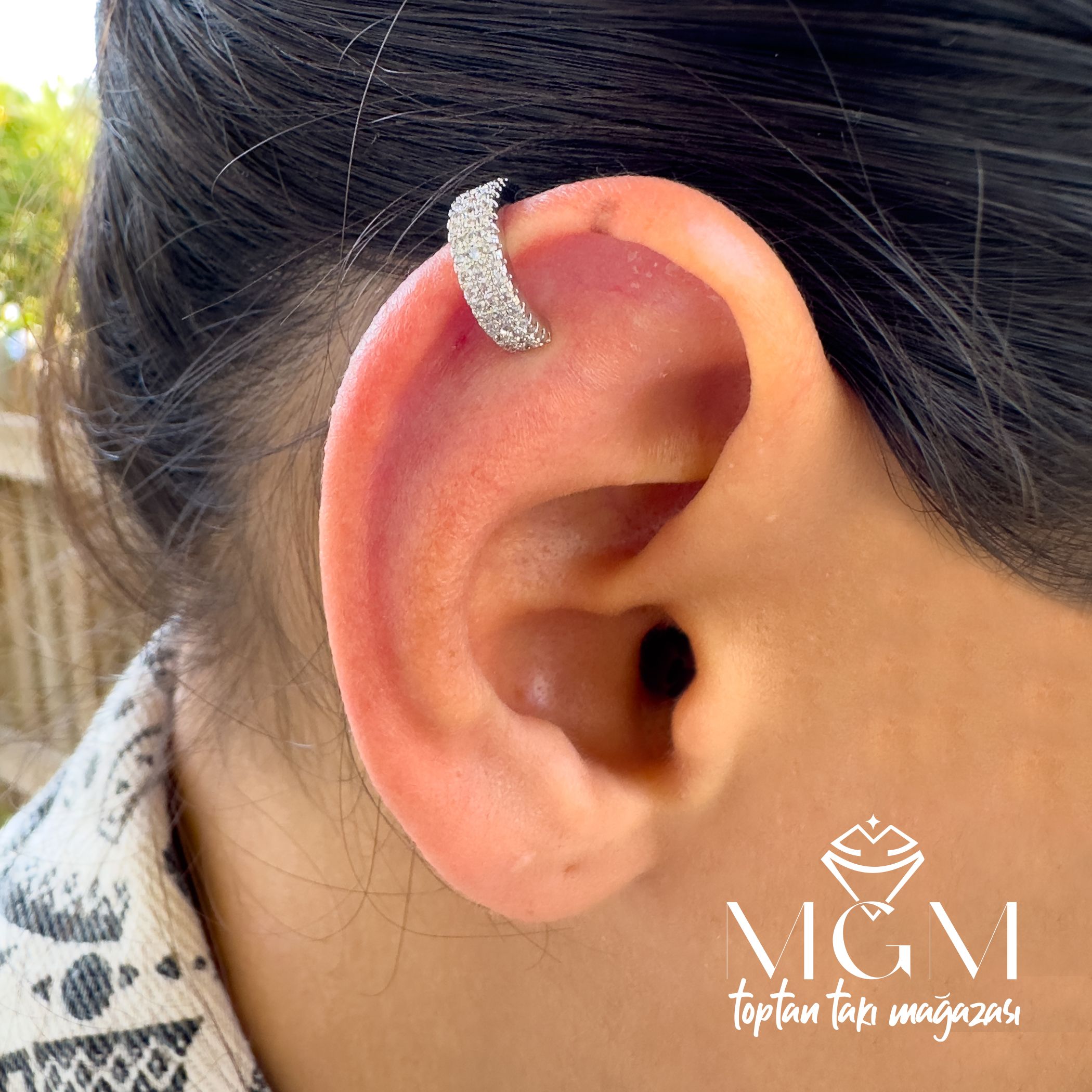 KIKIRDAK KÜPESİ EARCUFF