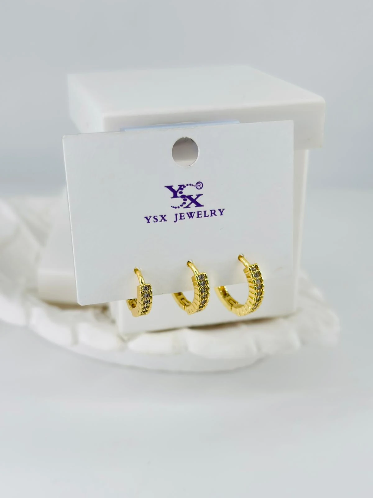 ZİRKON TAŞLI ÜÇLÜ KOMBİN KÜPE 