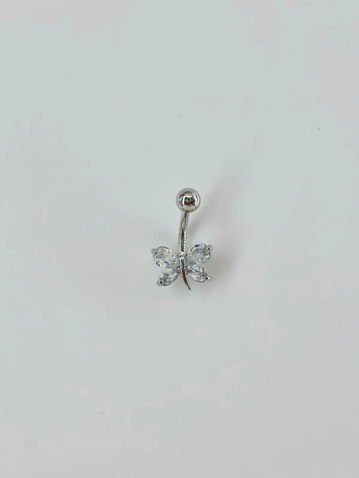 KELEBEK DETAYLI GÖBEK PİERCİNG 