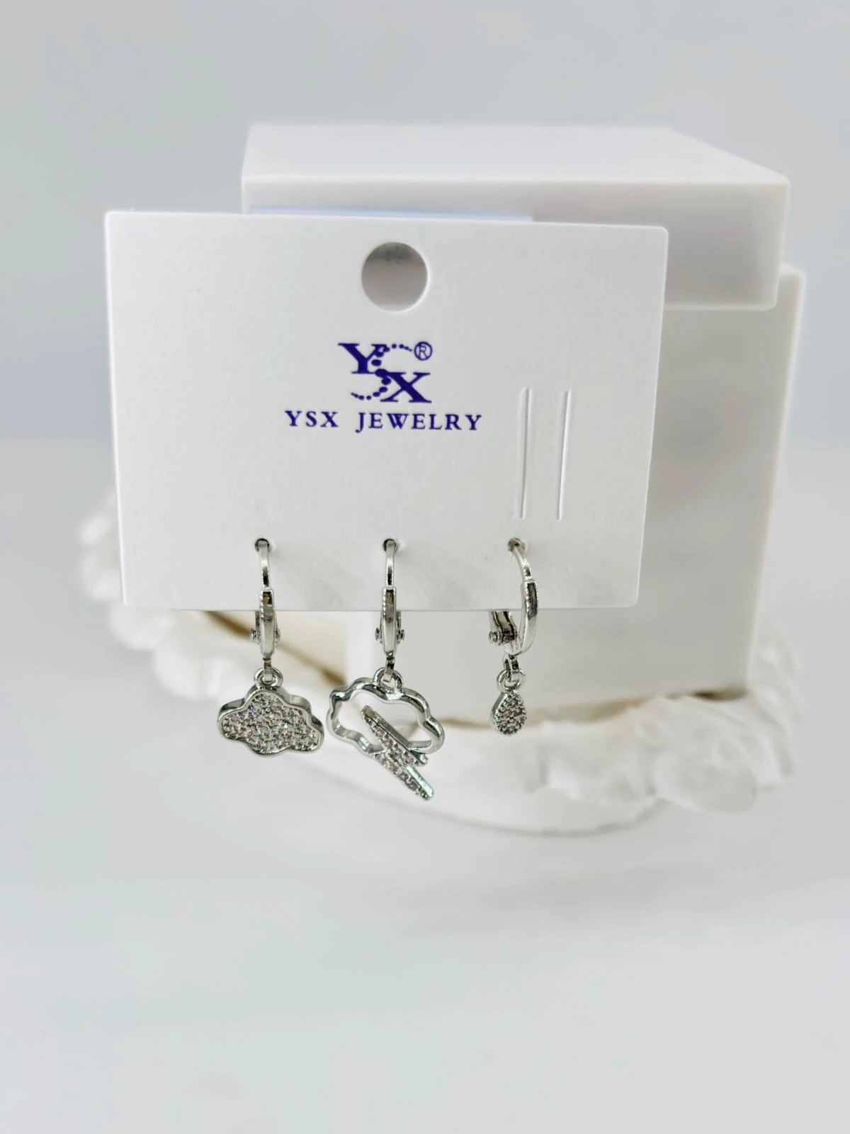 ZİRKON TAŞLI ÜÇLÜ KOMBİN KÜPE 