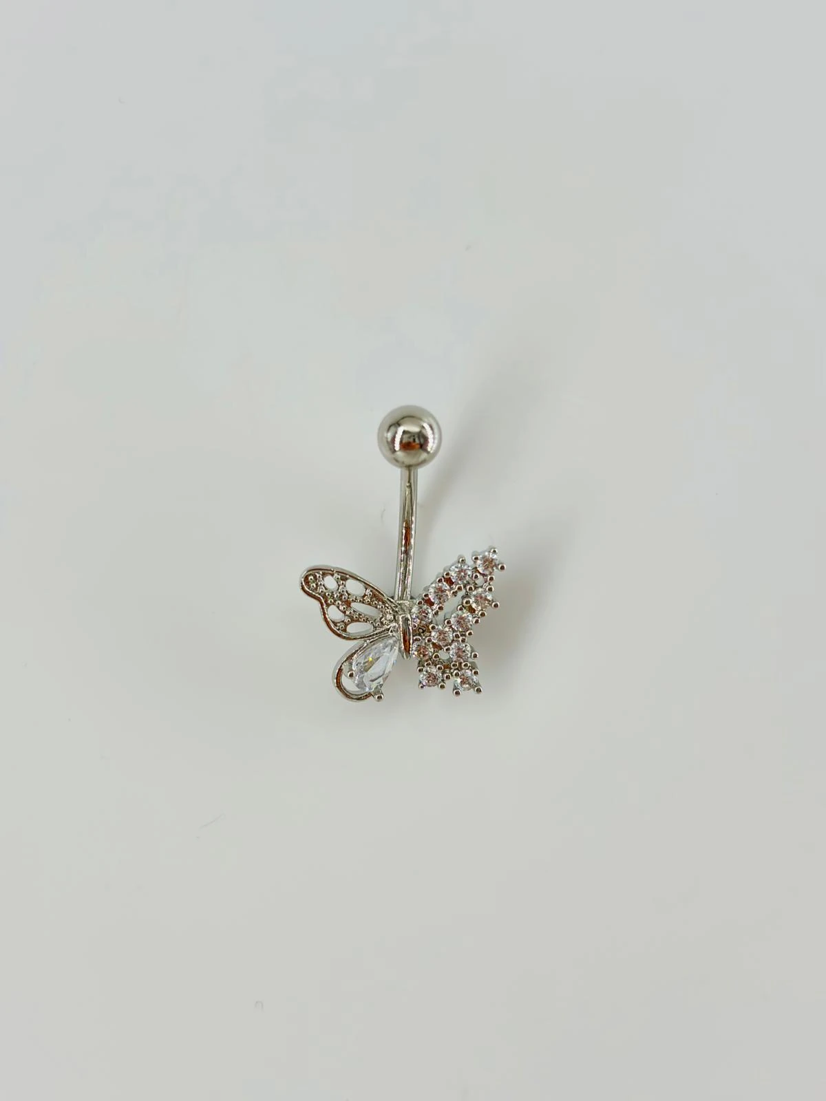 KELEBEK DETAYLI GÖBEK PİERCİNG 