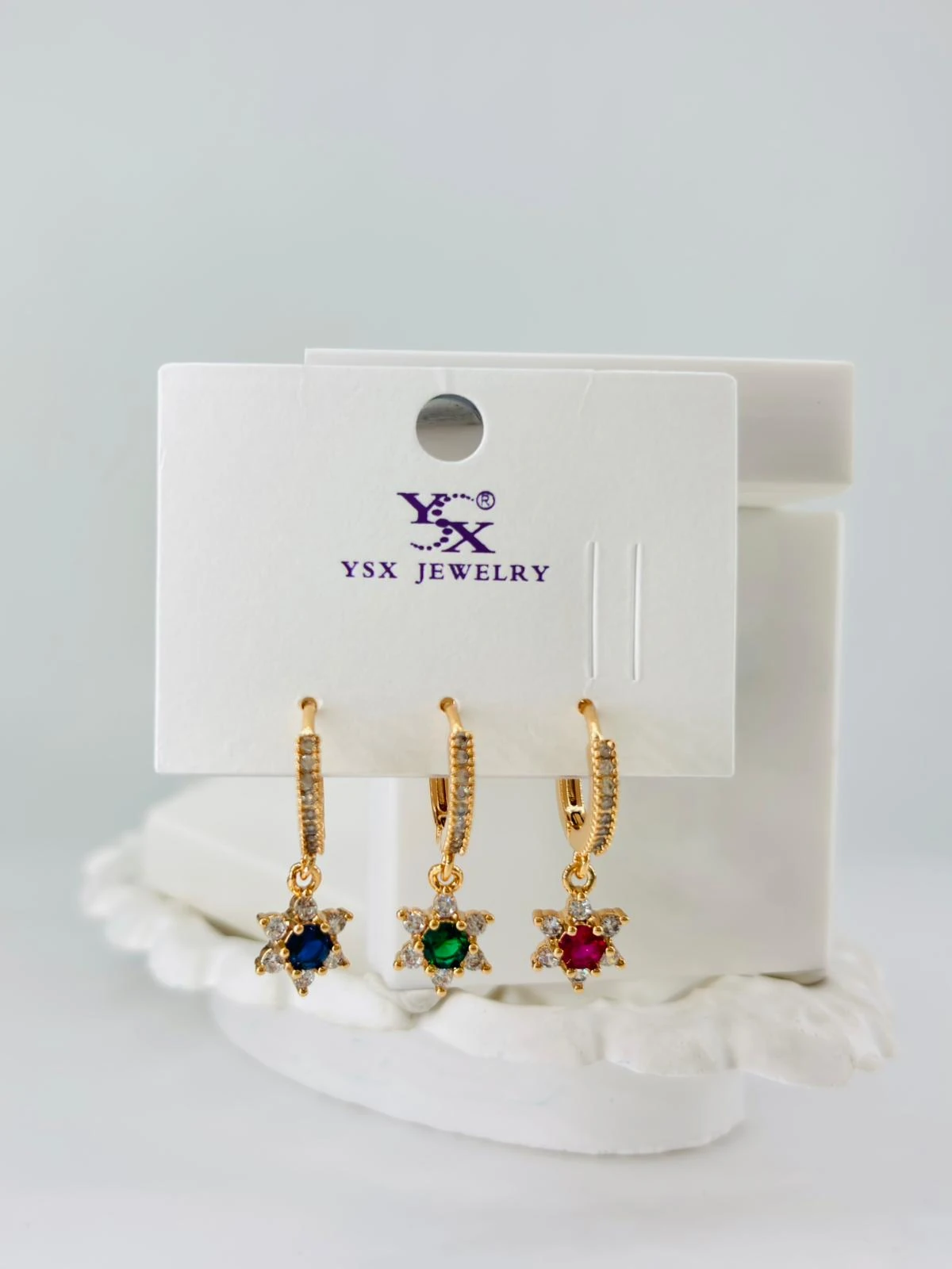 ZİRKON TAŞLI ÜÇLÜ KOMBİN KÜPE 