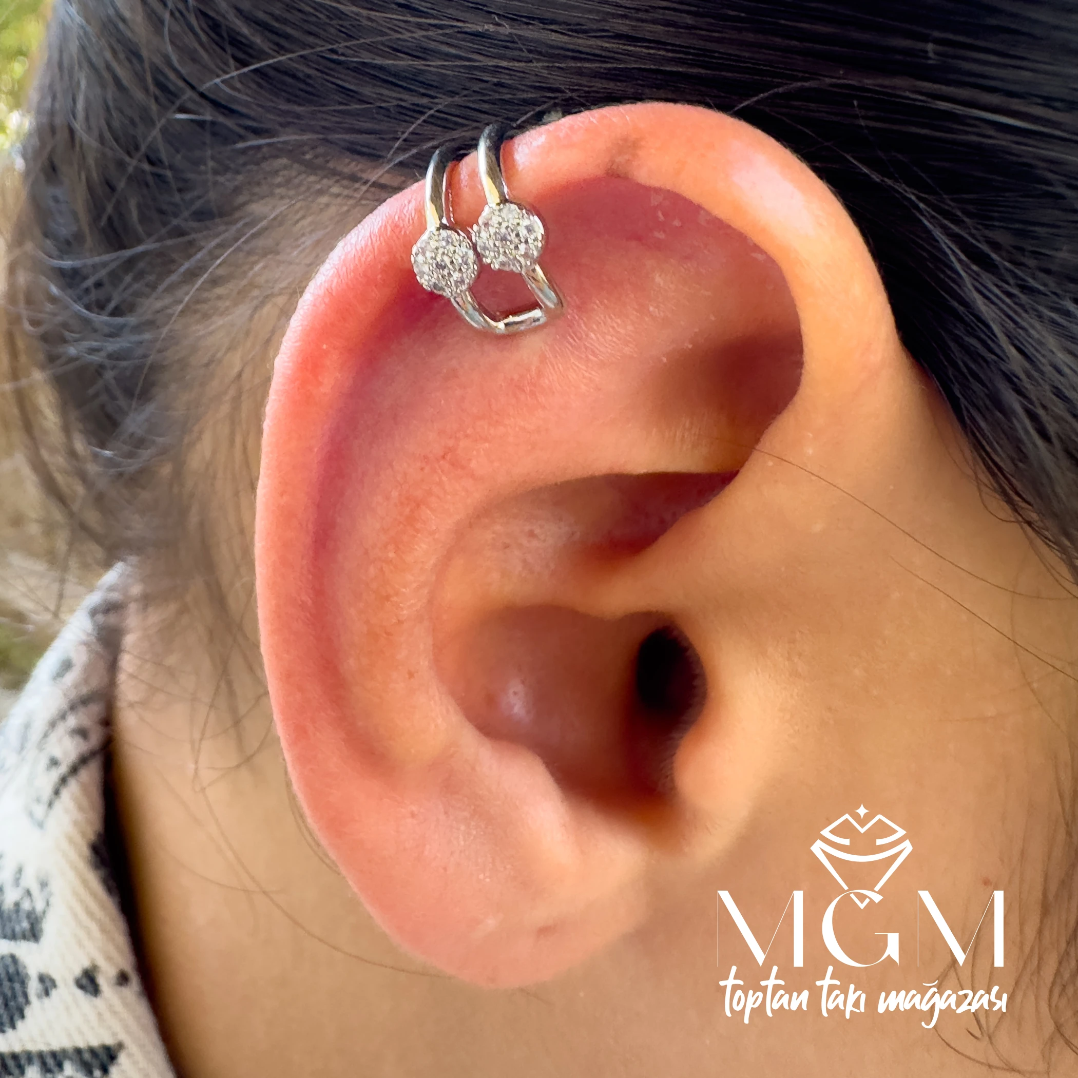 KIKIRDAK KÜPESİ EARCUFF