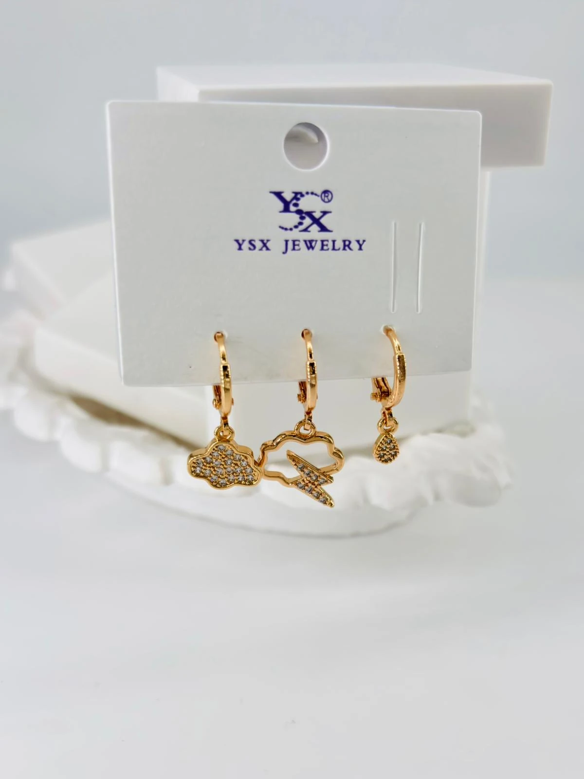 ZİRKON TAŞLI ÜÇLÜ KOMBİN KÜPE 