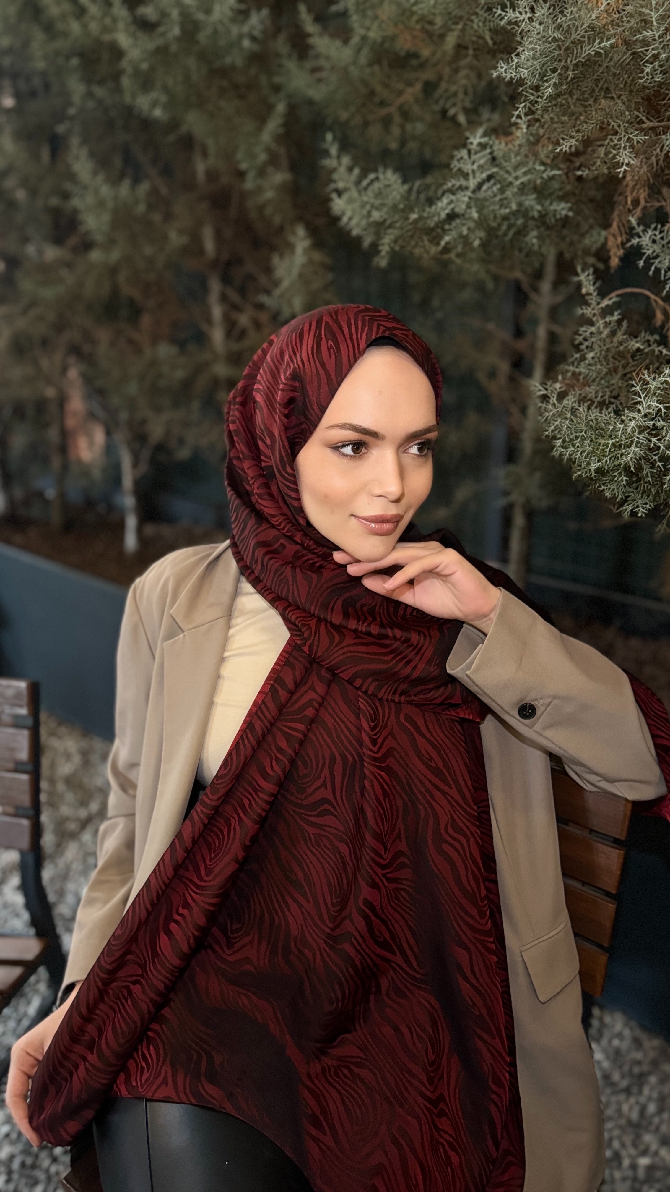Bordo Zebra Çift Taraflı Vual Jakar Şal