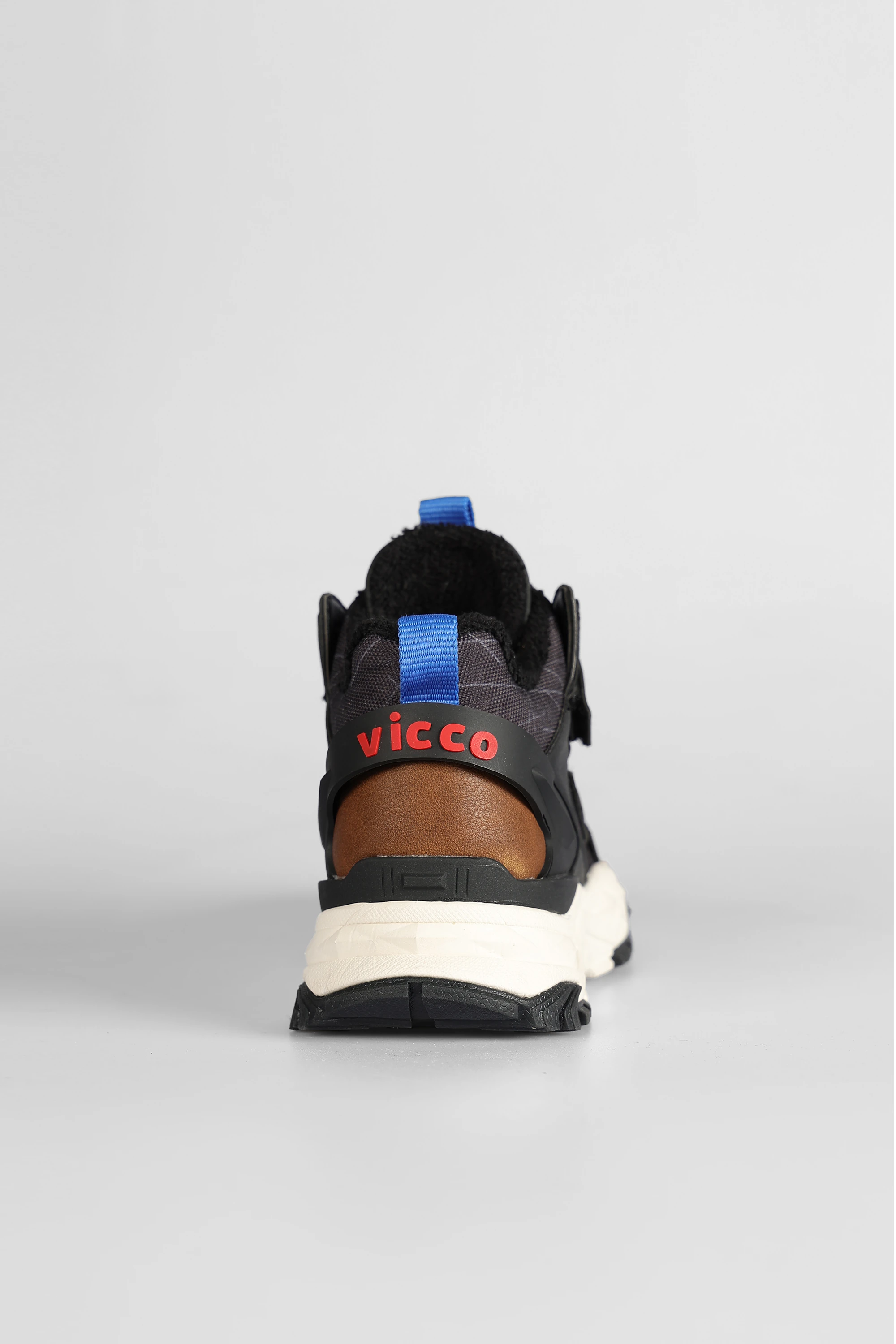 Tura Kürklü Outdoor Bot