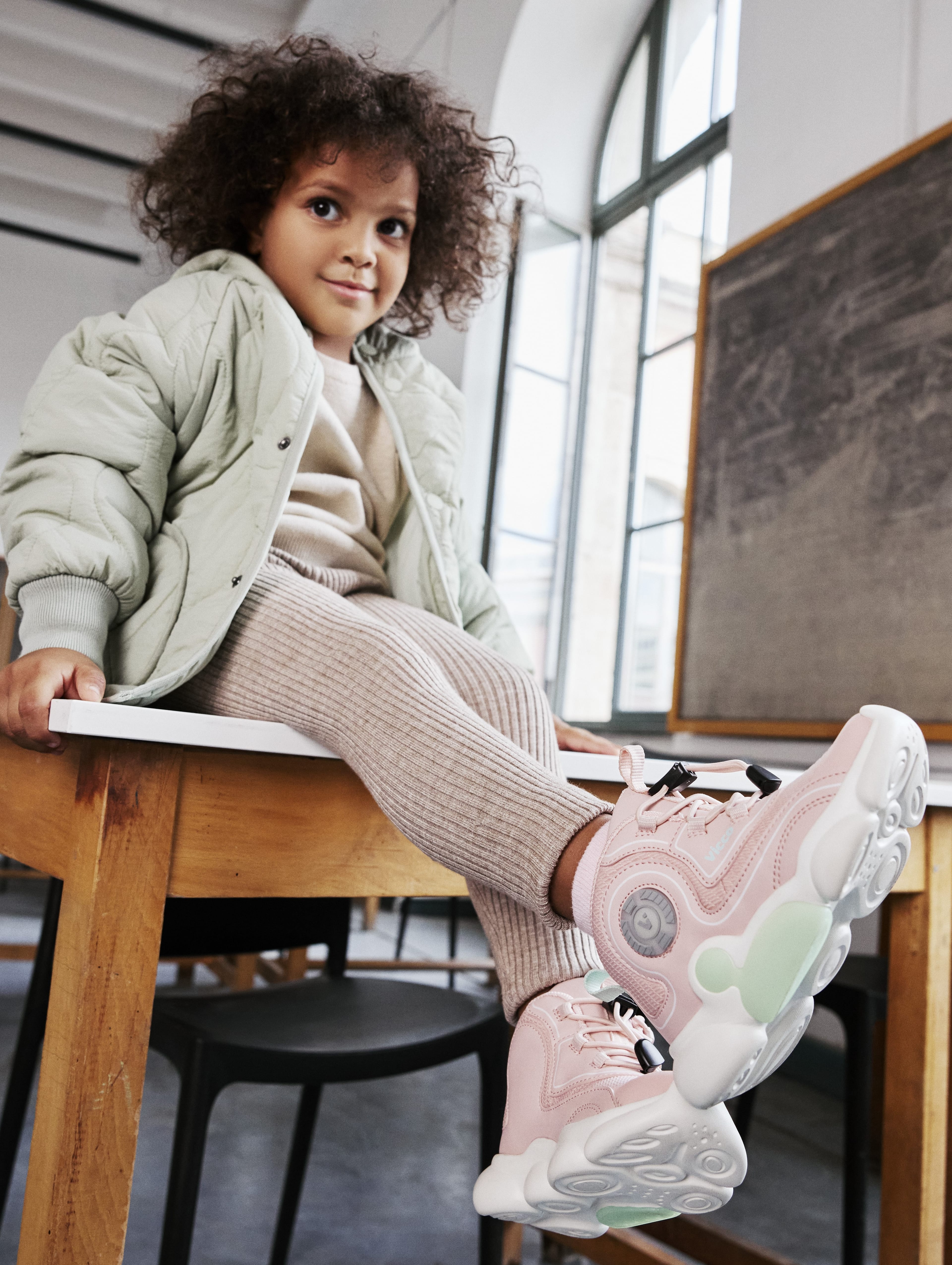 Vento Model Işıklı Kobalt Bağcıklı Phylon Kız Bebek Pudra Bot