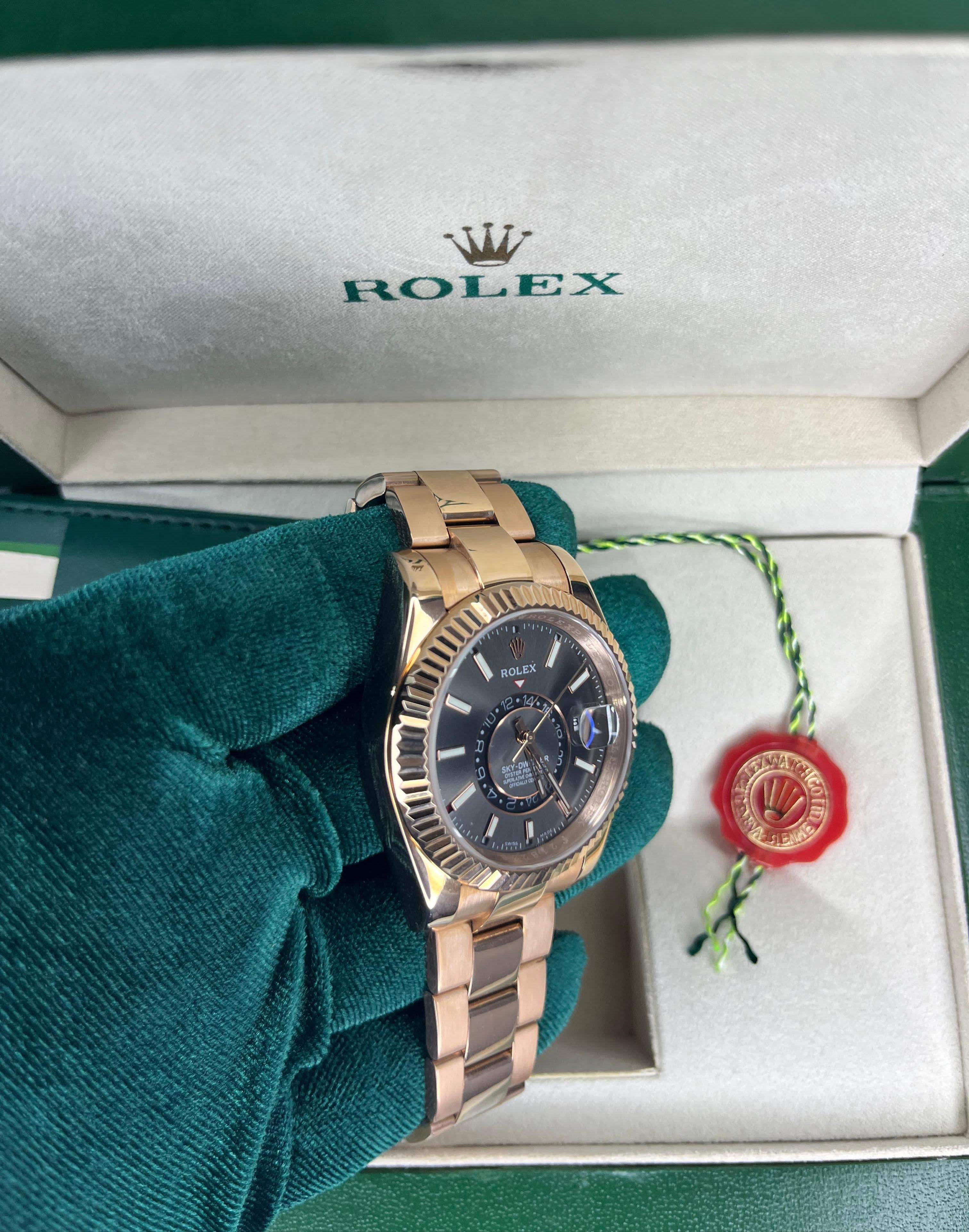 Rolex Sky-Dweller Roze Golde Erkek Kol Saati