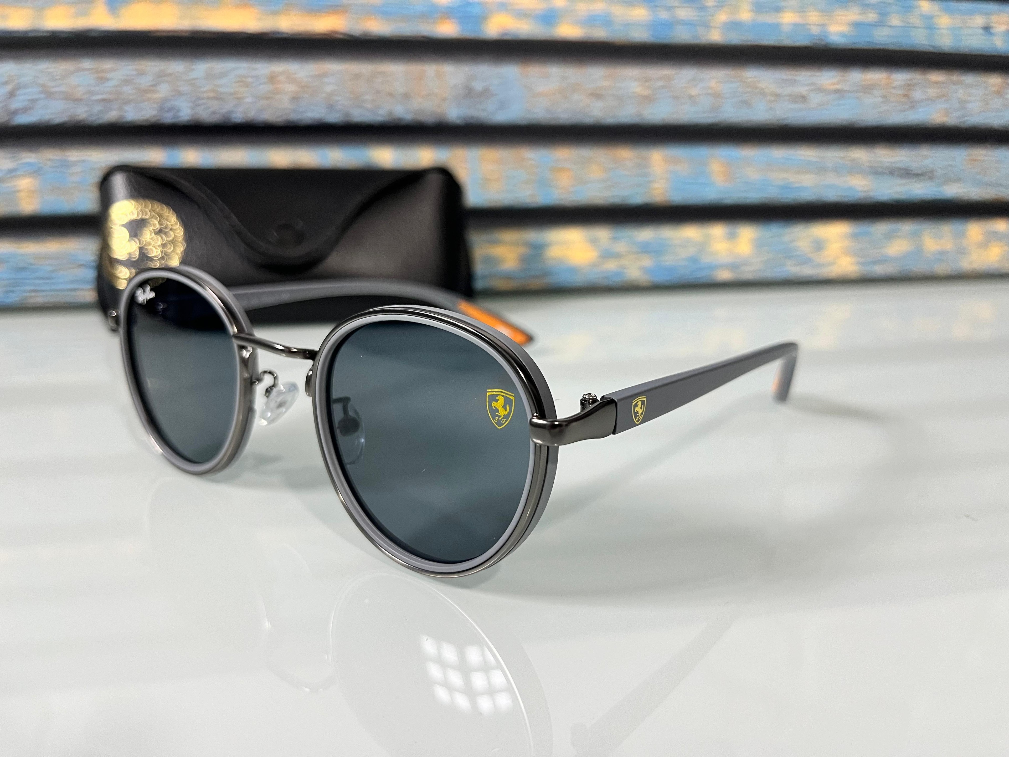 Ray-Ban Ferrari Erkek Gri Yuvarlak Güneş Gözlüğü