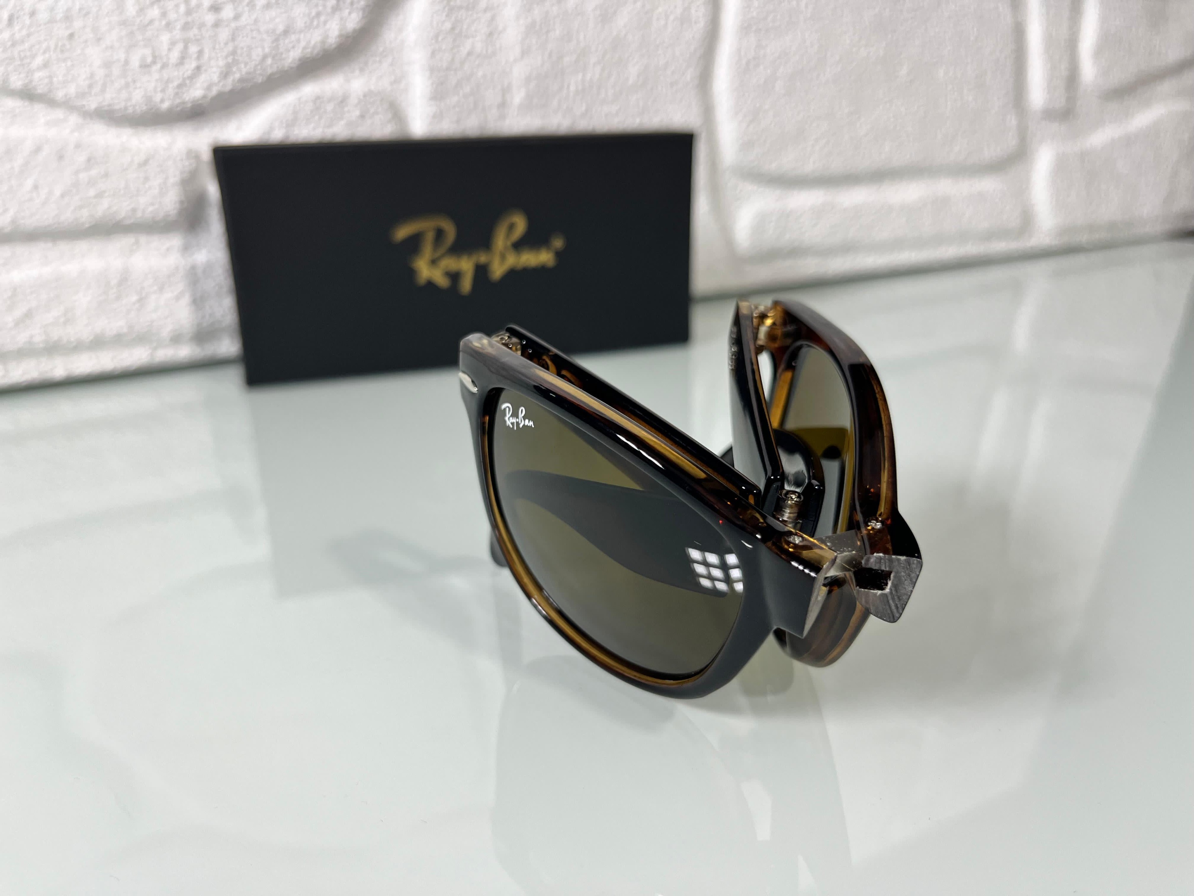 Ray-Ban Leopar Desenli Katlanılabilir Erkek Güneş Gözlüğü