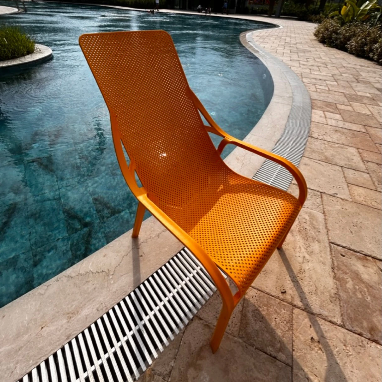 Plastik Şezlong Sandalye